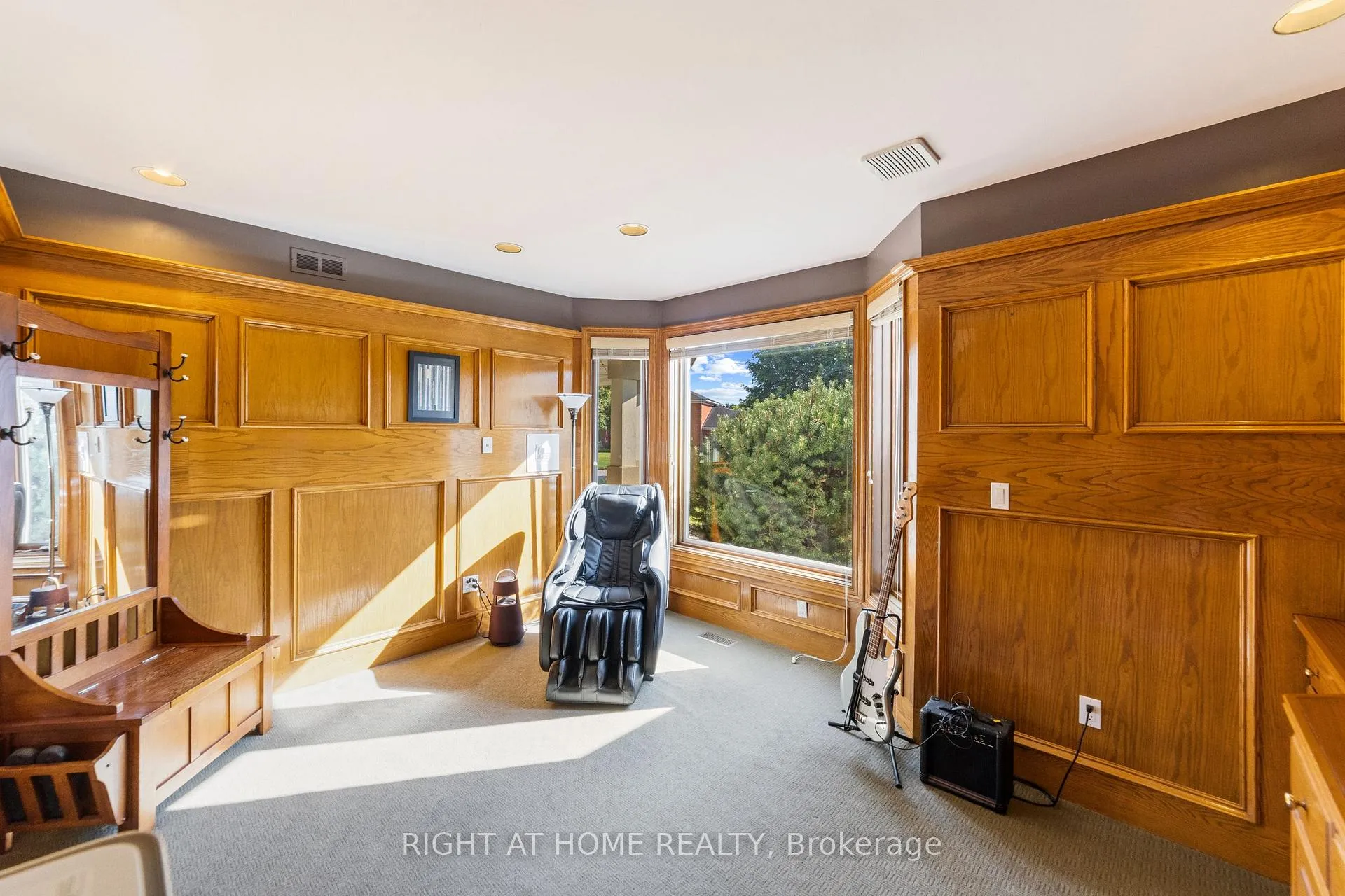 Photo 18 of 7775 St Augustine Crescent, Niagara Falls, Mt. Carmel — HOMEH