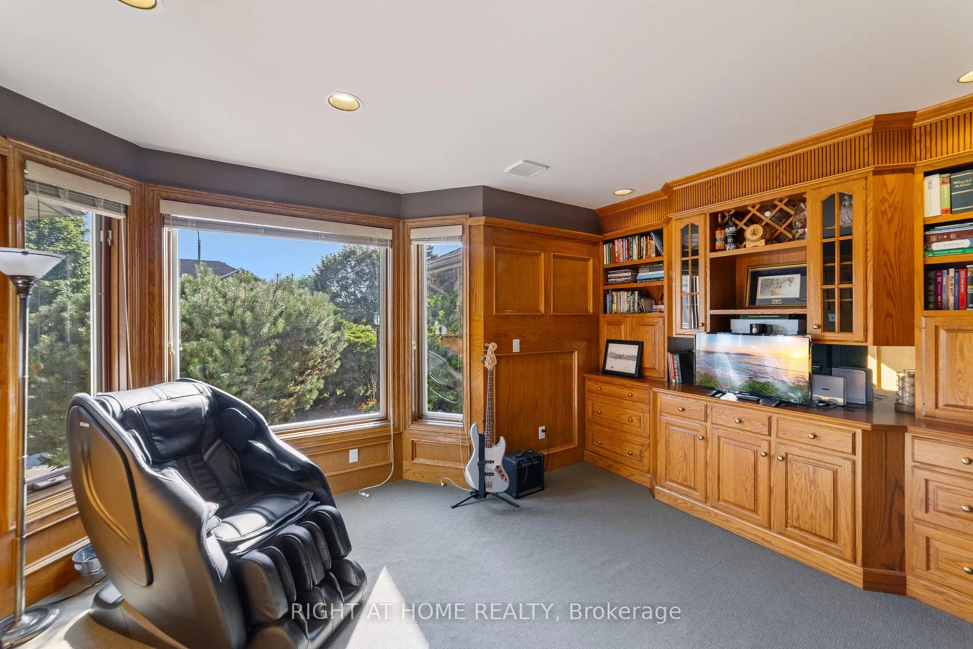 Photo 19 of 7775 St Augustine Crescent, Niagara Falls, Mt. Carmel — HOMEH