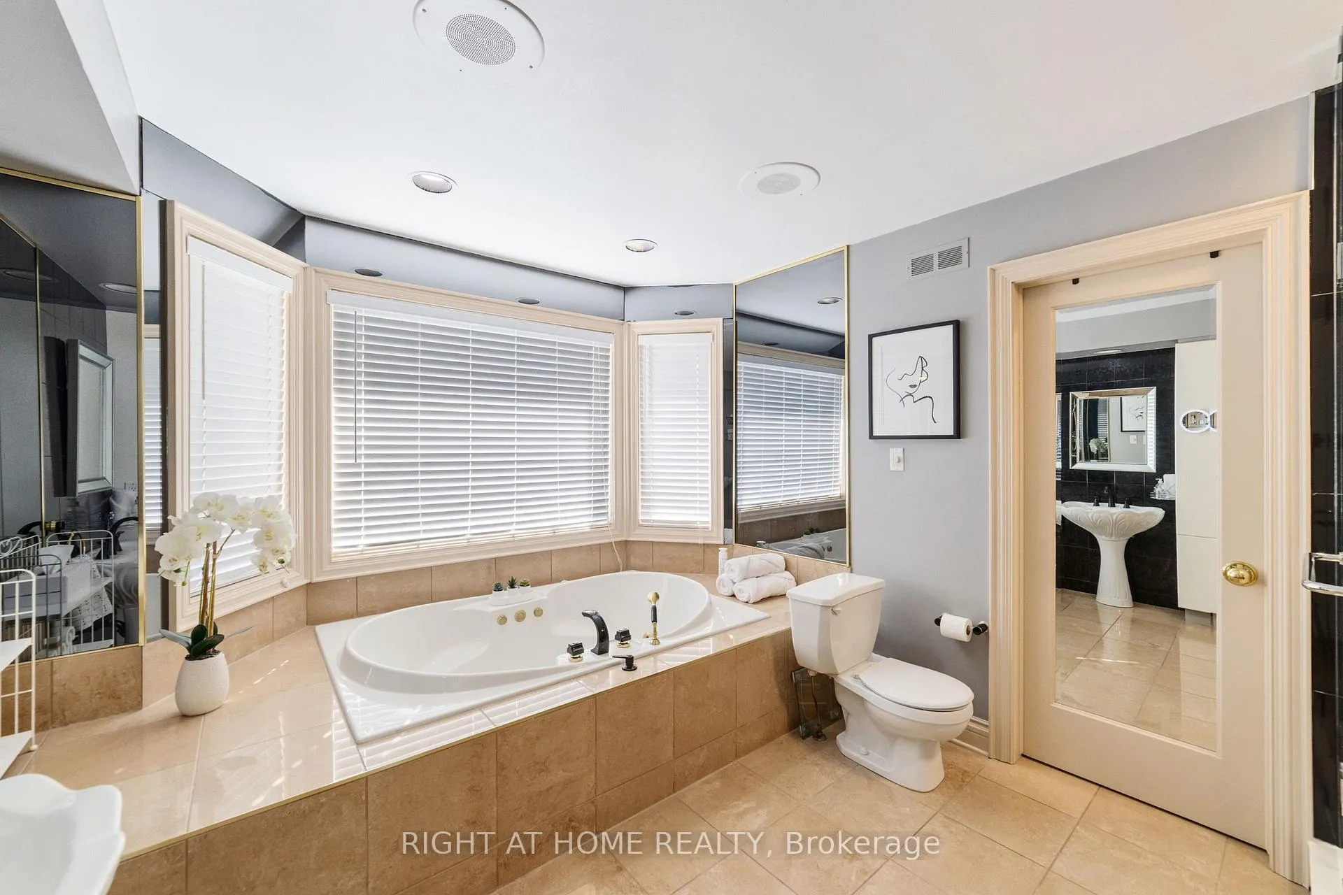 Photo 22 of 7775 St Augustine Crescent, Niagara Falls, Mt. Carmel — HOMEH