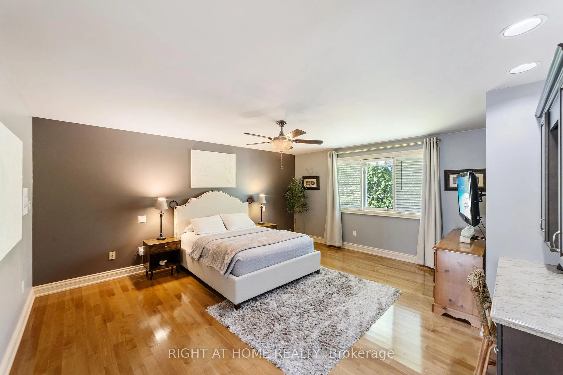 Photo 25 of 7775 St Augustine Crescent, Niagara Falls, Mt. Carmel — HOMEH