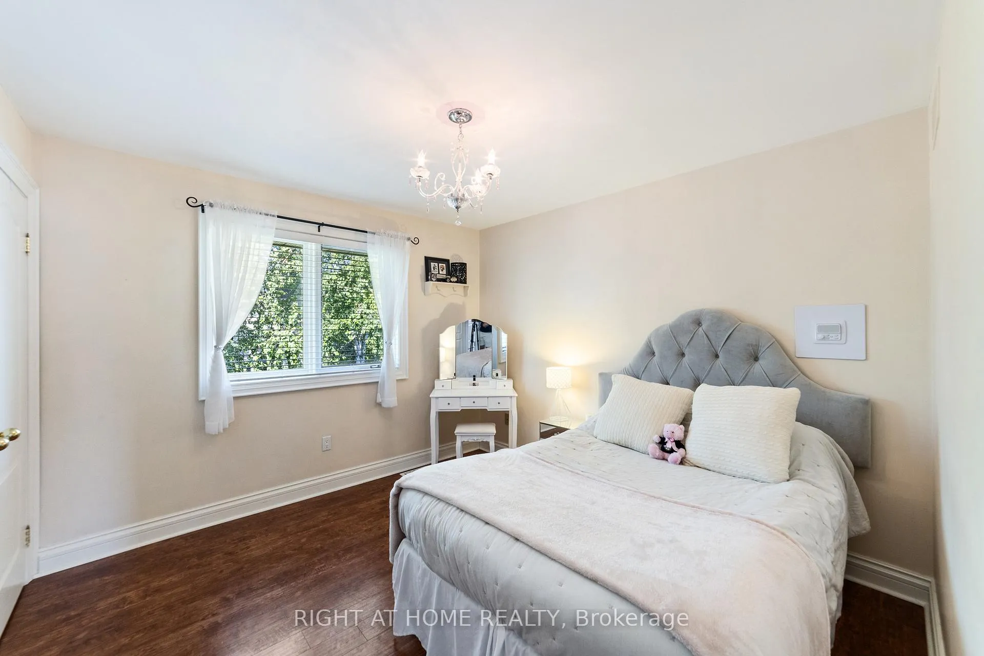 Photo 29 of 7775 St Augustine Crescent, Niagara Falls, Mt. Carmel — HOMEH