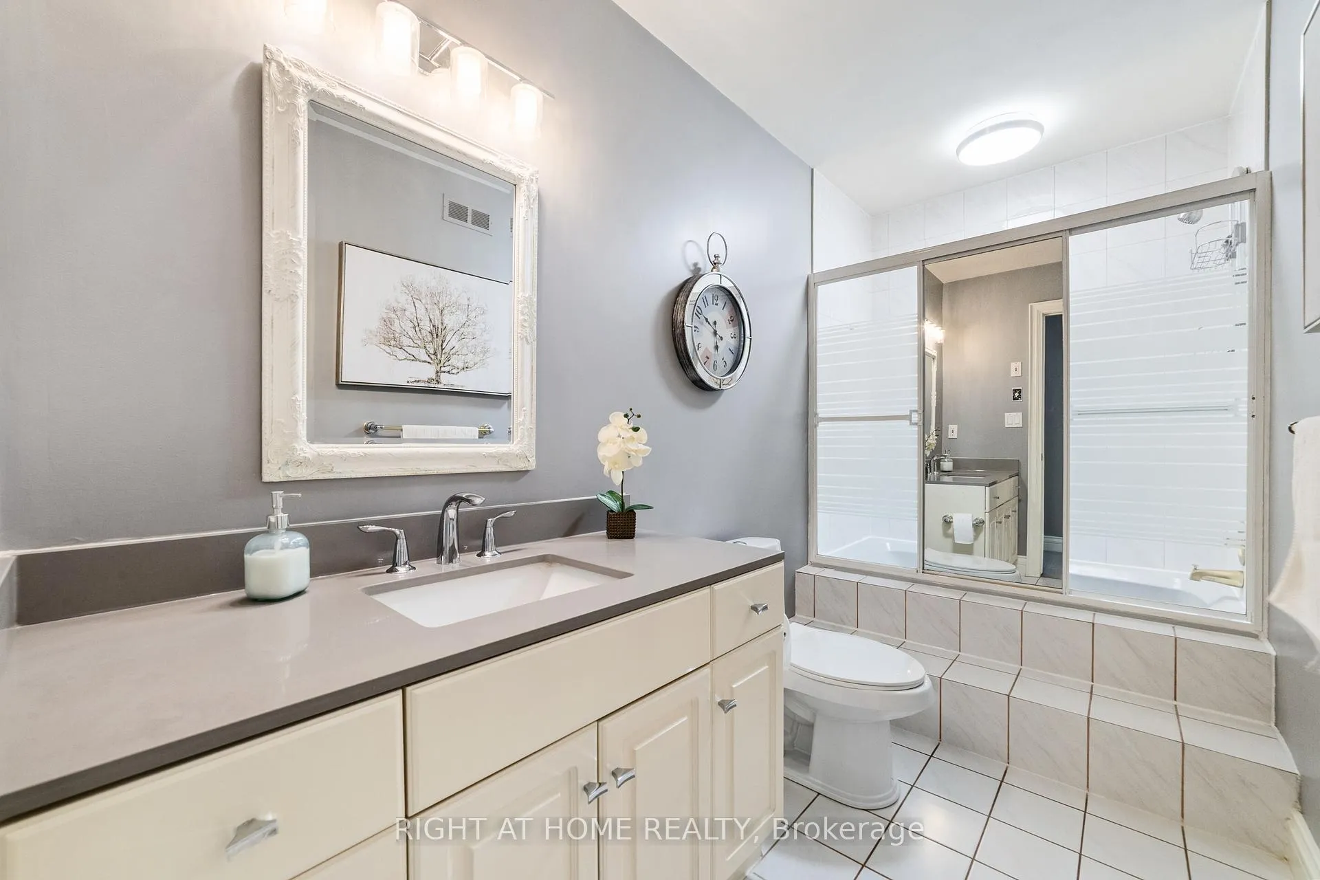 Photo 32 of 7775 St Augustine Crescent, Niagara Falls, Mt. Carmel — HOMEH