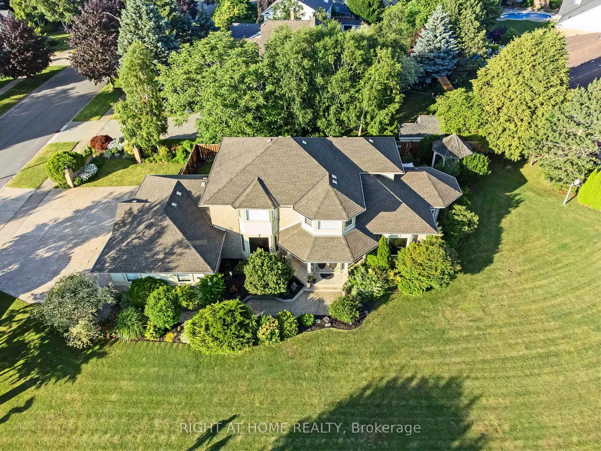 Photo 45 of 7775 St Augustine Crescent, Niagara Falls, Mt. Carmel — HOMEH
