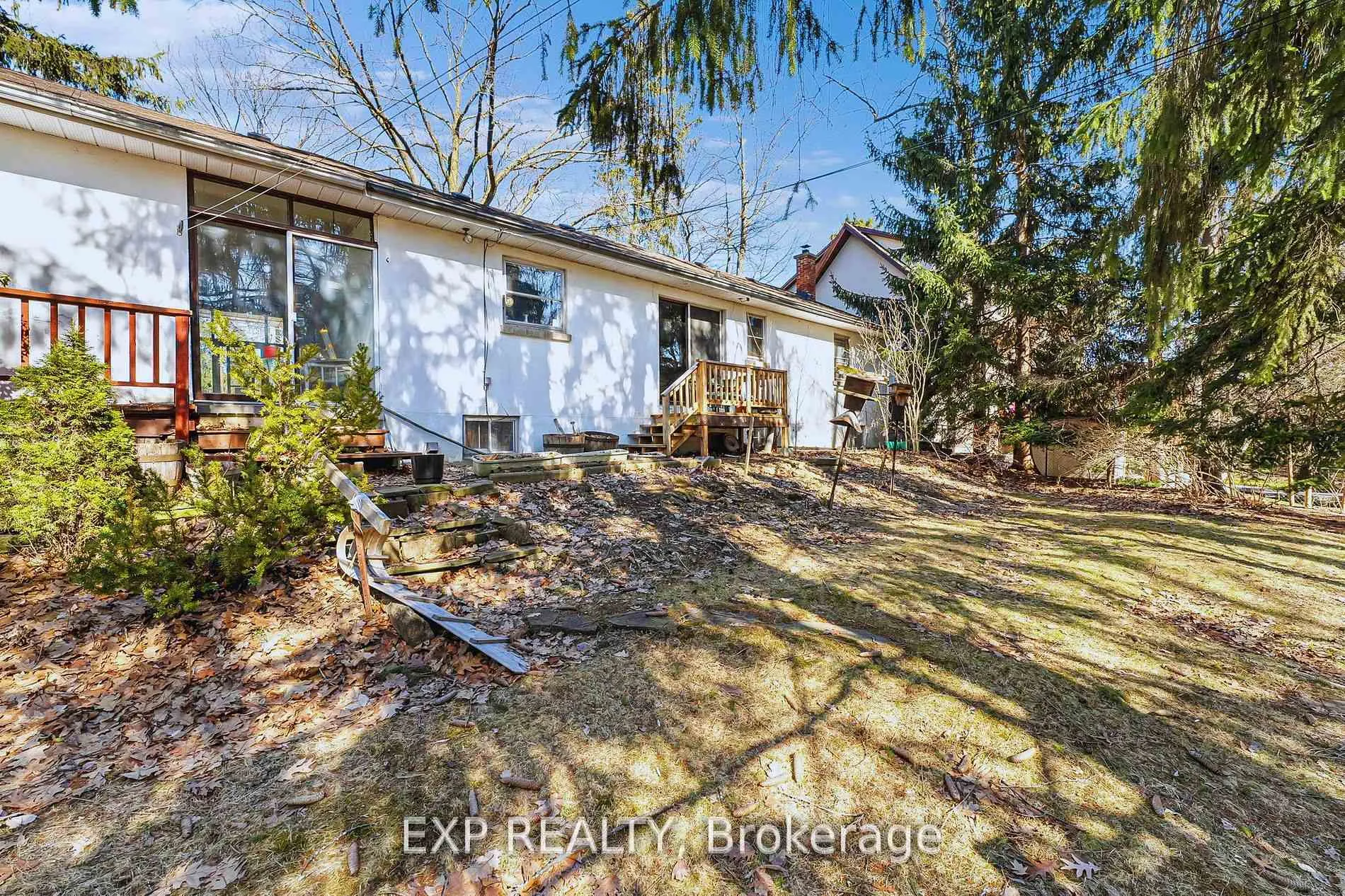 Photo 8 of 1252 Mona Road, Mississauga, Mineola — HOMEH
