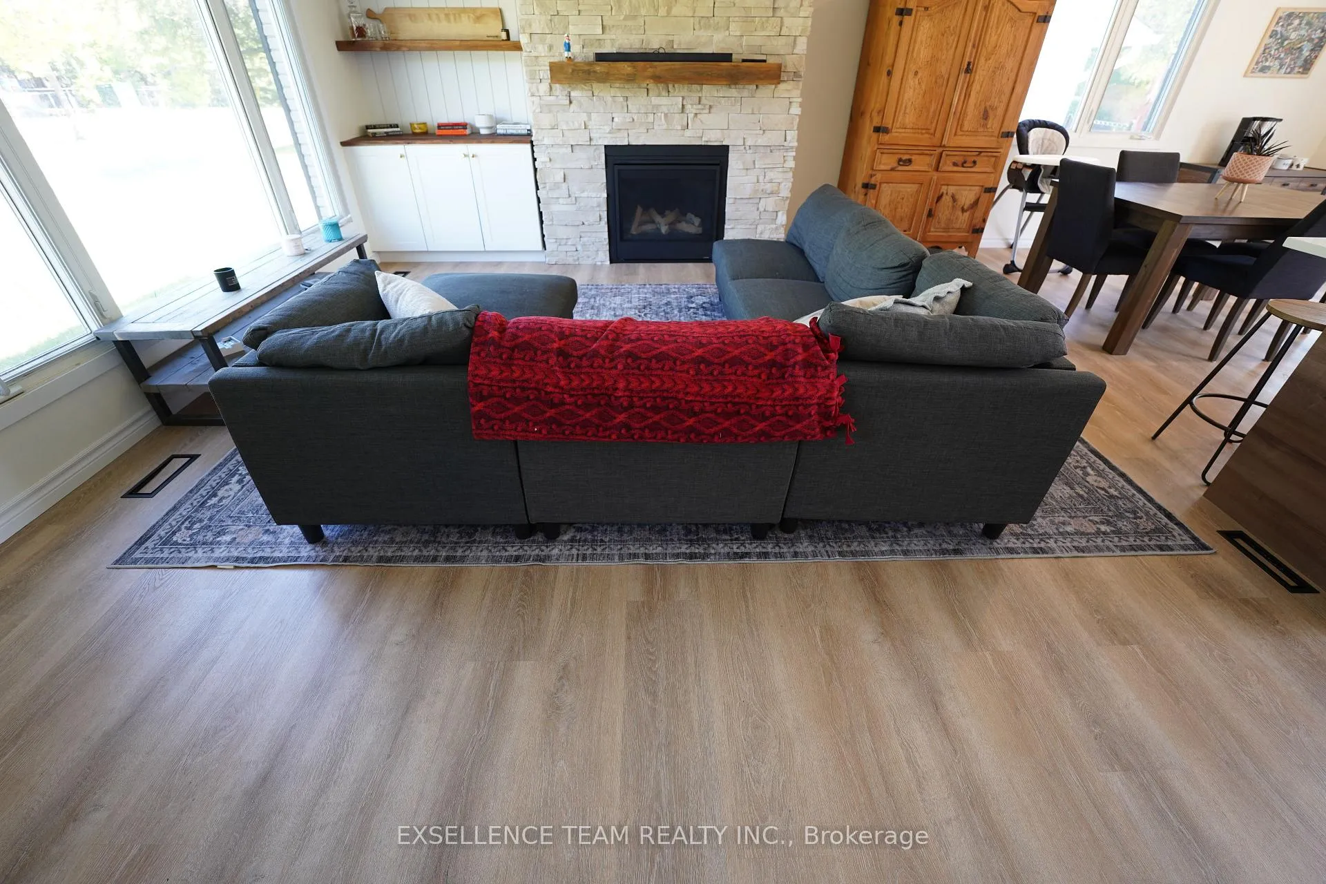 Photo 13 of 616 Surgenor Street W, Cornwall — HOMEH