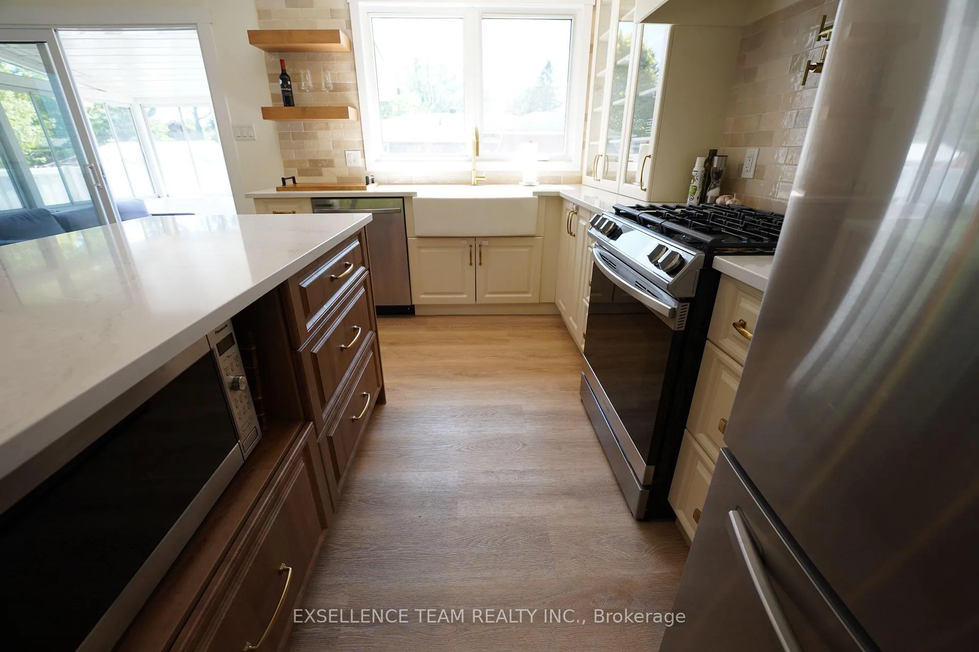 Photo 15 of 616 Surgenor Street W, Cornwall — HOMEH