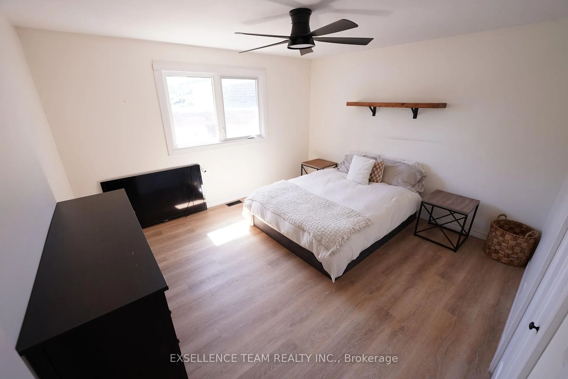 Photo 19 of 616 Surgenor Street W, Cornwall — HOMEH