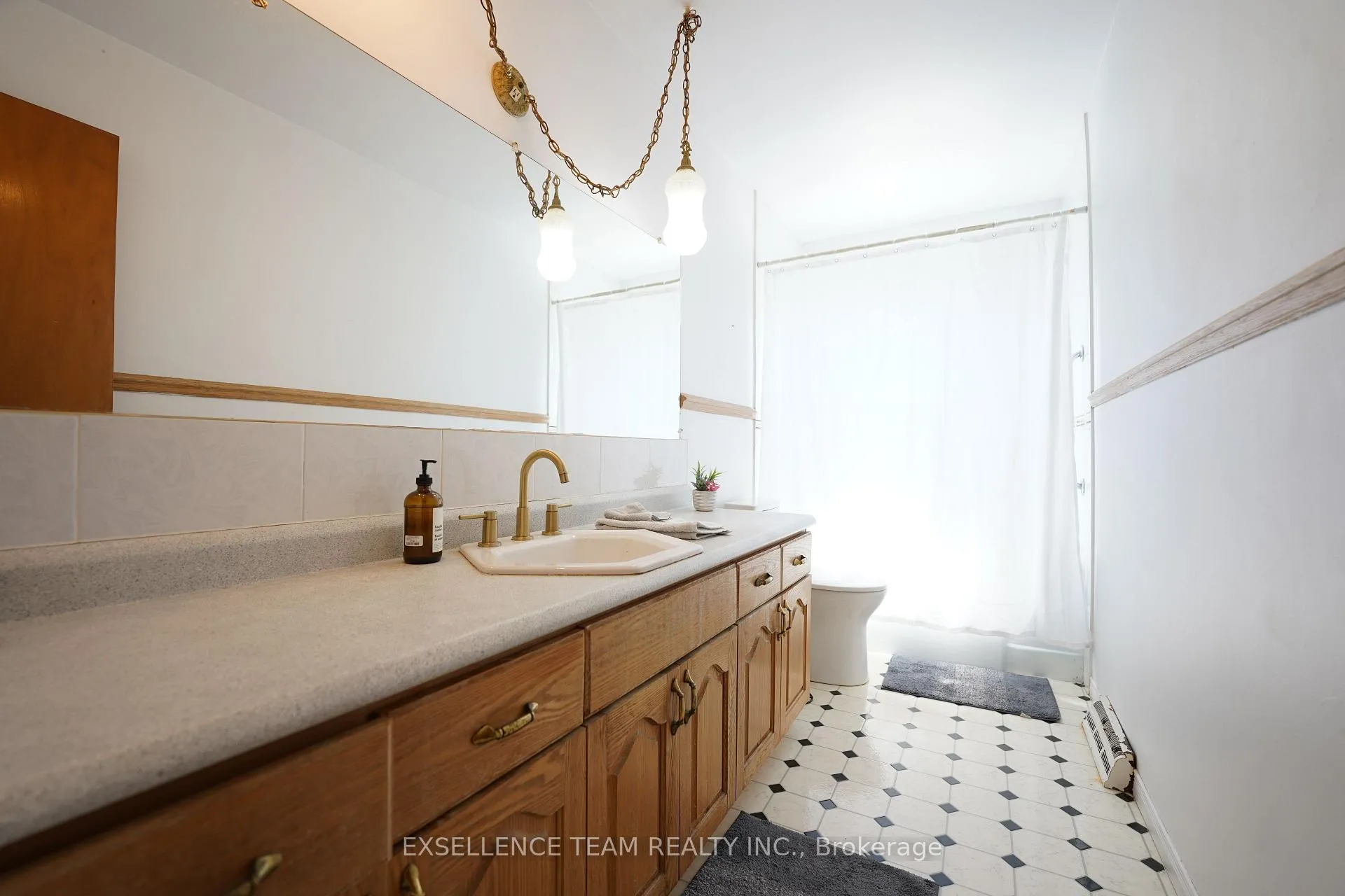 Photo 22 of 616 Surgenor Street W, Cornwall — HOMEH