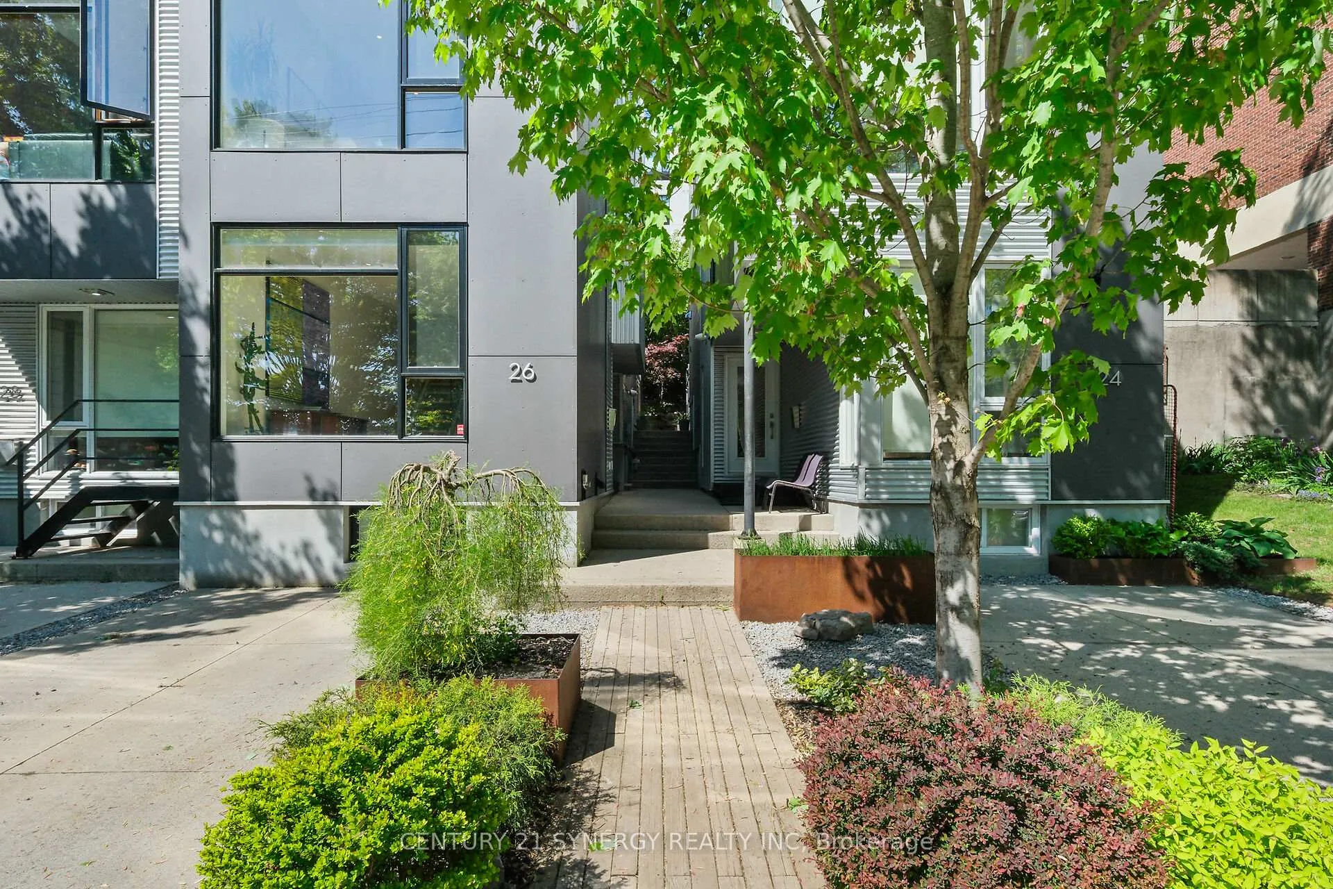 Photo 2 of 26 Stonehurst Avenue, Ottawa, Mechanicsville — HOMEH