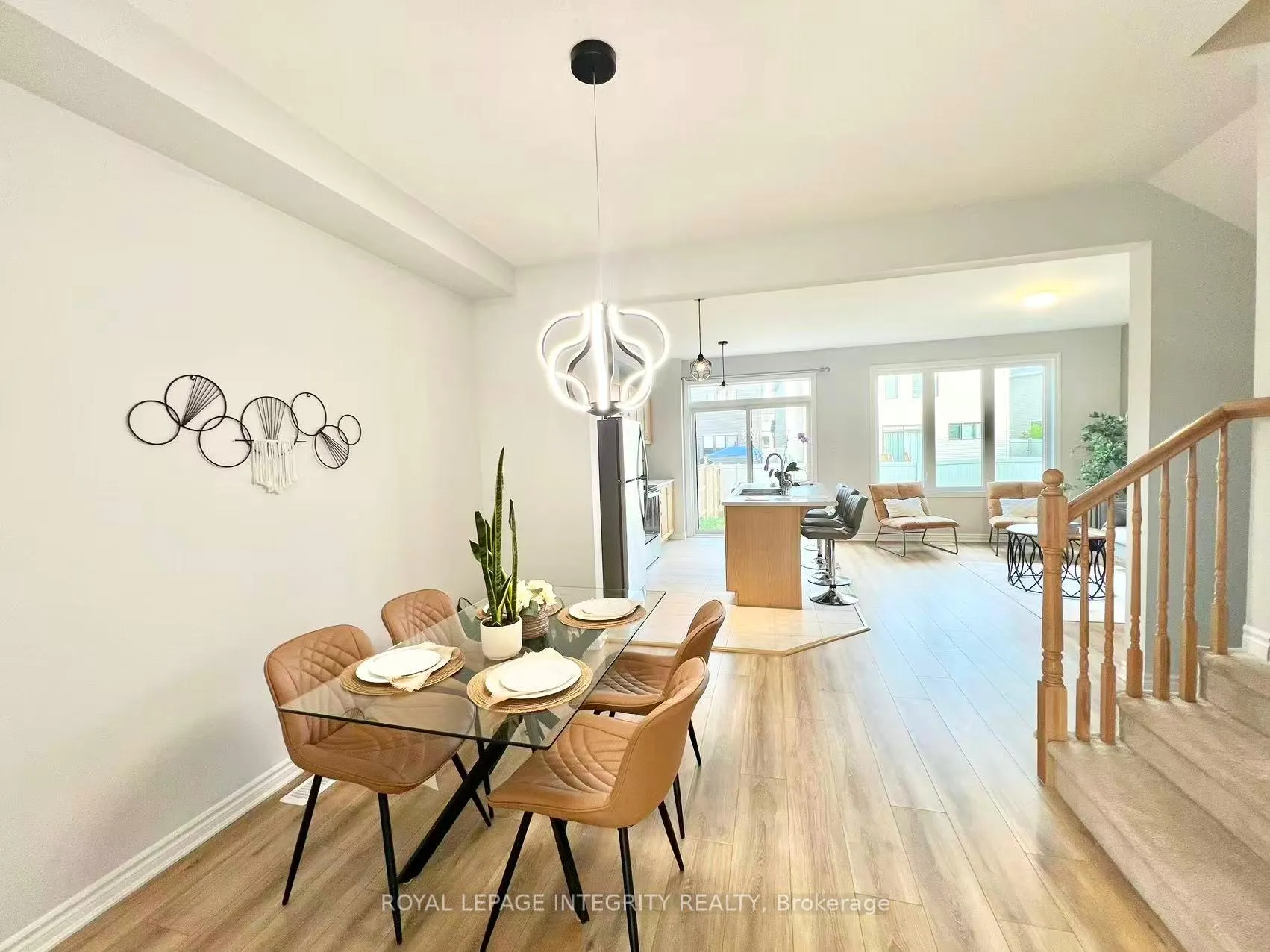 Photo 11 of 422 Cope Drive, Ottawa, Kanata - Emerald Meadows/Trailwest — HOMEH