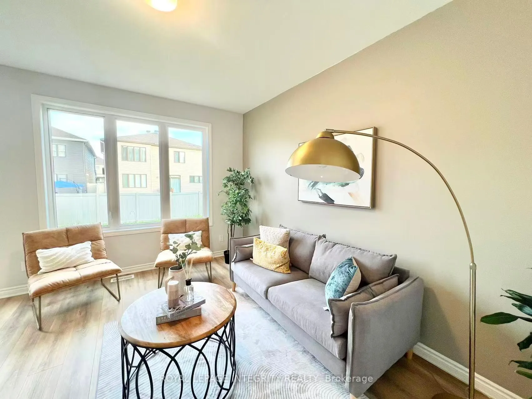 Photo 22 of 422 Cope Drive, Ottawa, Kanata - Emerald Meadows/Trailwest — HOMEH
