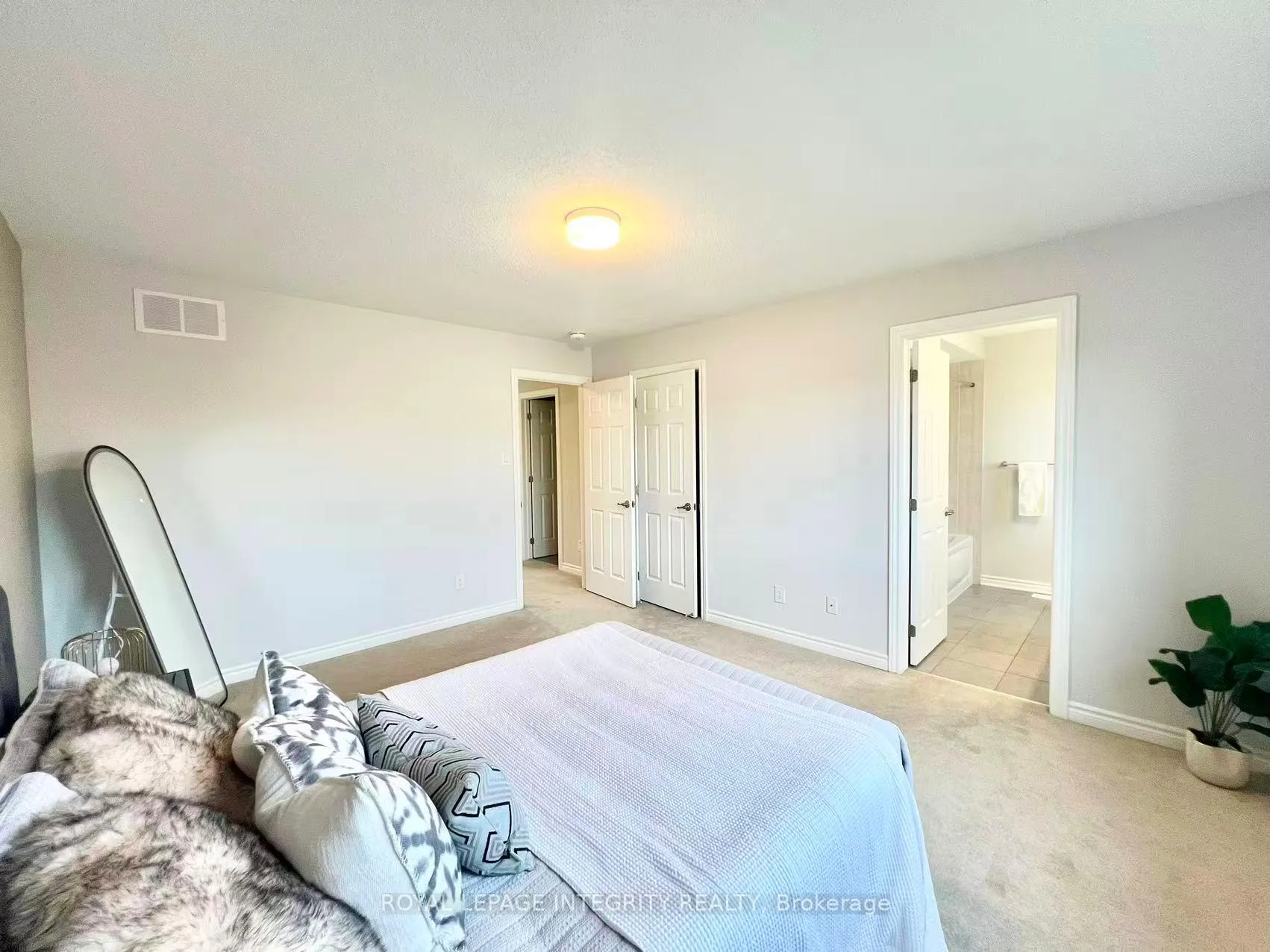 Photo 25 of 422 Cope Drive, Ottawa, Kanata - Emerald Meadows/Trailwest — HOMEH