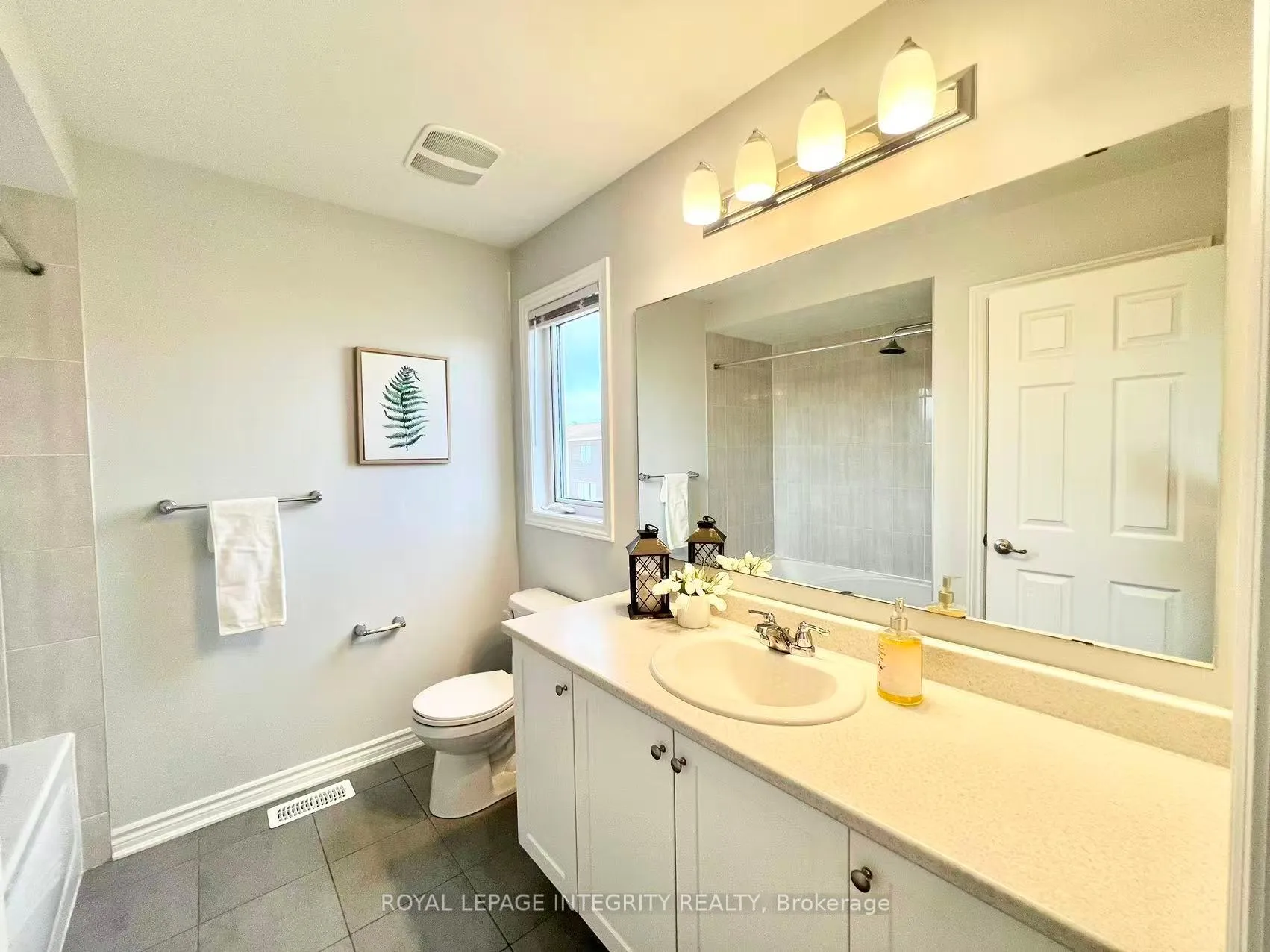 Photo 26 of 422 Cope Drive, Ottawa, Kanata - Emerald Meadows/Trailwest — HOMEH