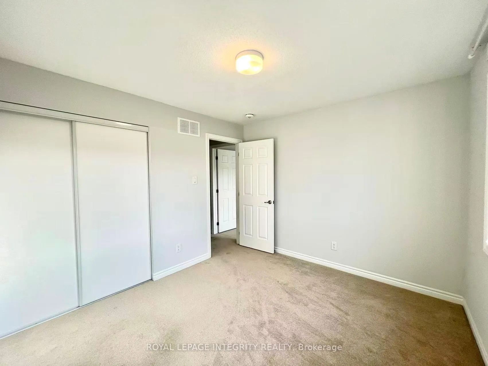 Photo 33 of 422 Cope Drive, Ottawa, Kanata - Emerald Meadows/Trailwest — HOMEH