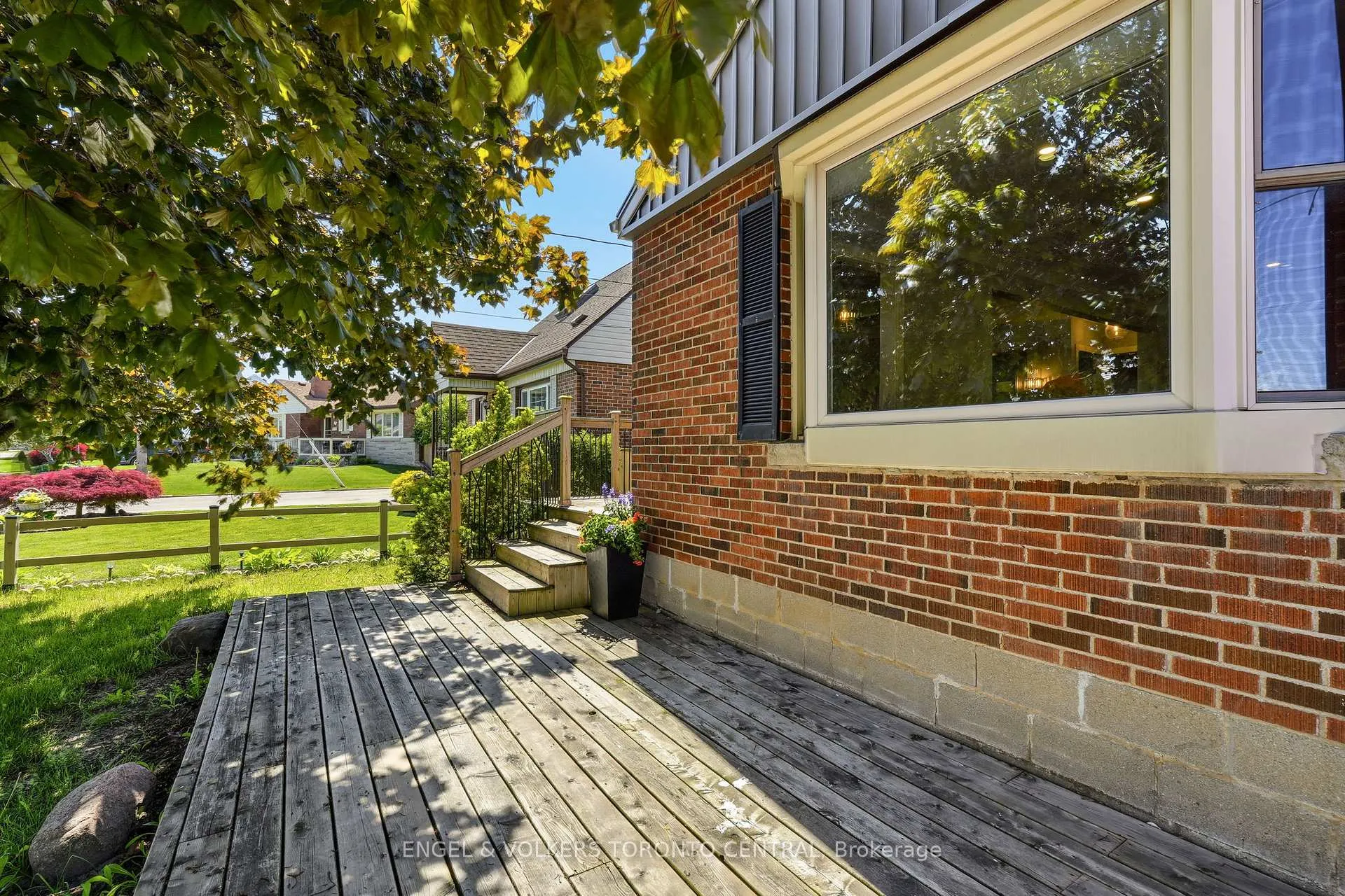Photo 4 of 101 Irene Avenue, Hamilton, Stoney Creek — HOMEH