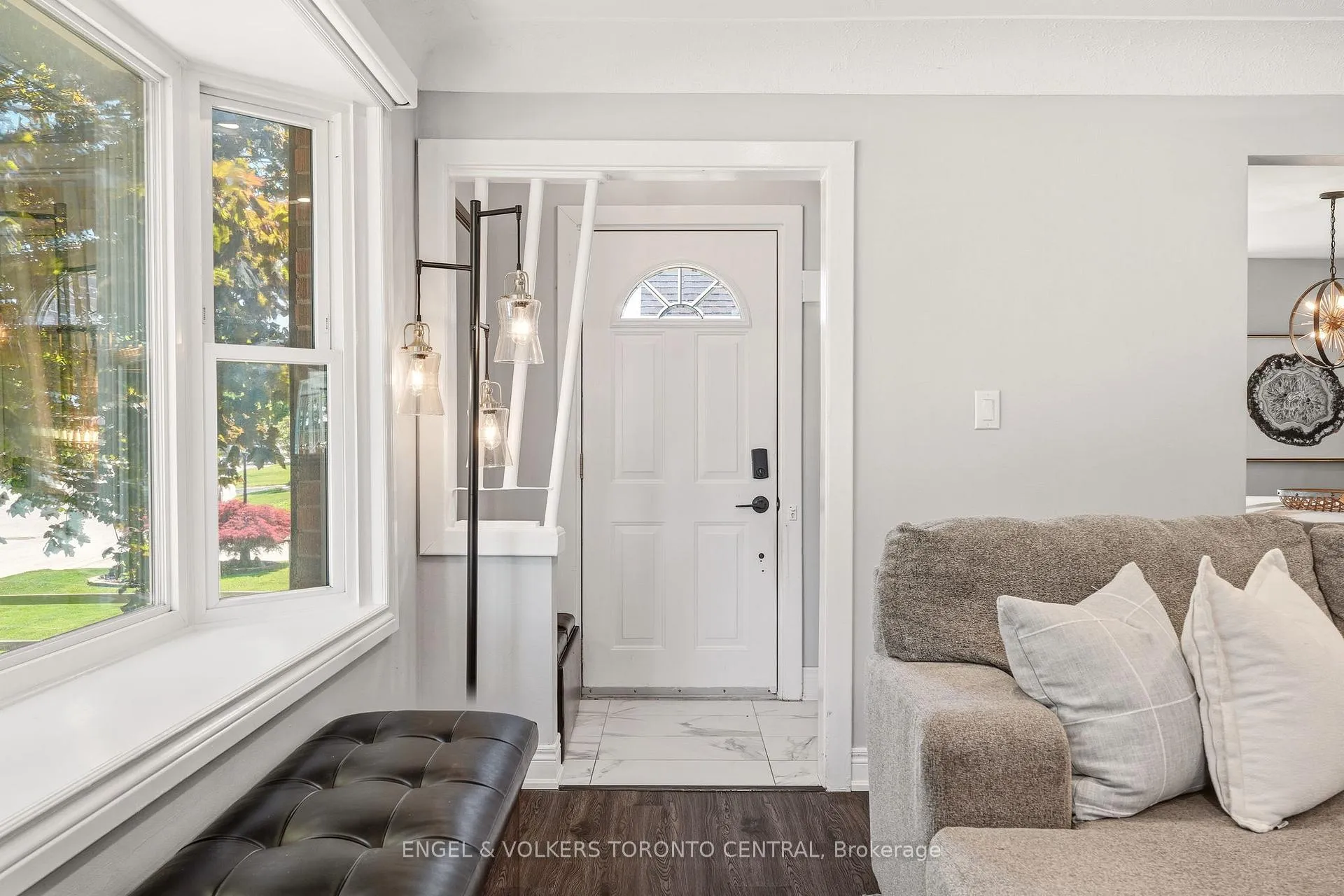 Photo 5 of 101 Irene Avenue, Hamilton, Stoney Creek — HOMEH
