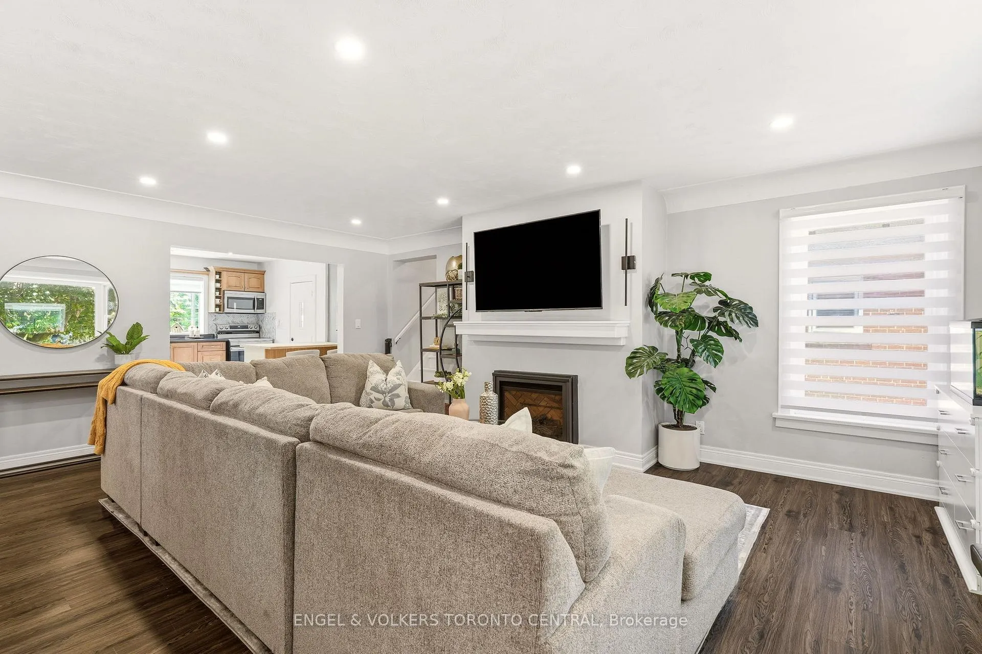 Photo 6 of 101 Irene Avenue, Hamilton, Stoney Creek — HOMEH
