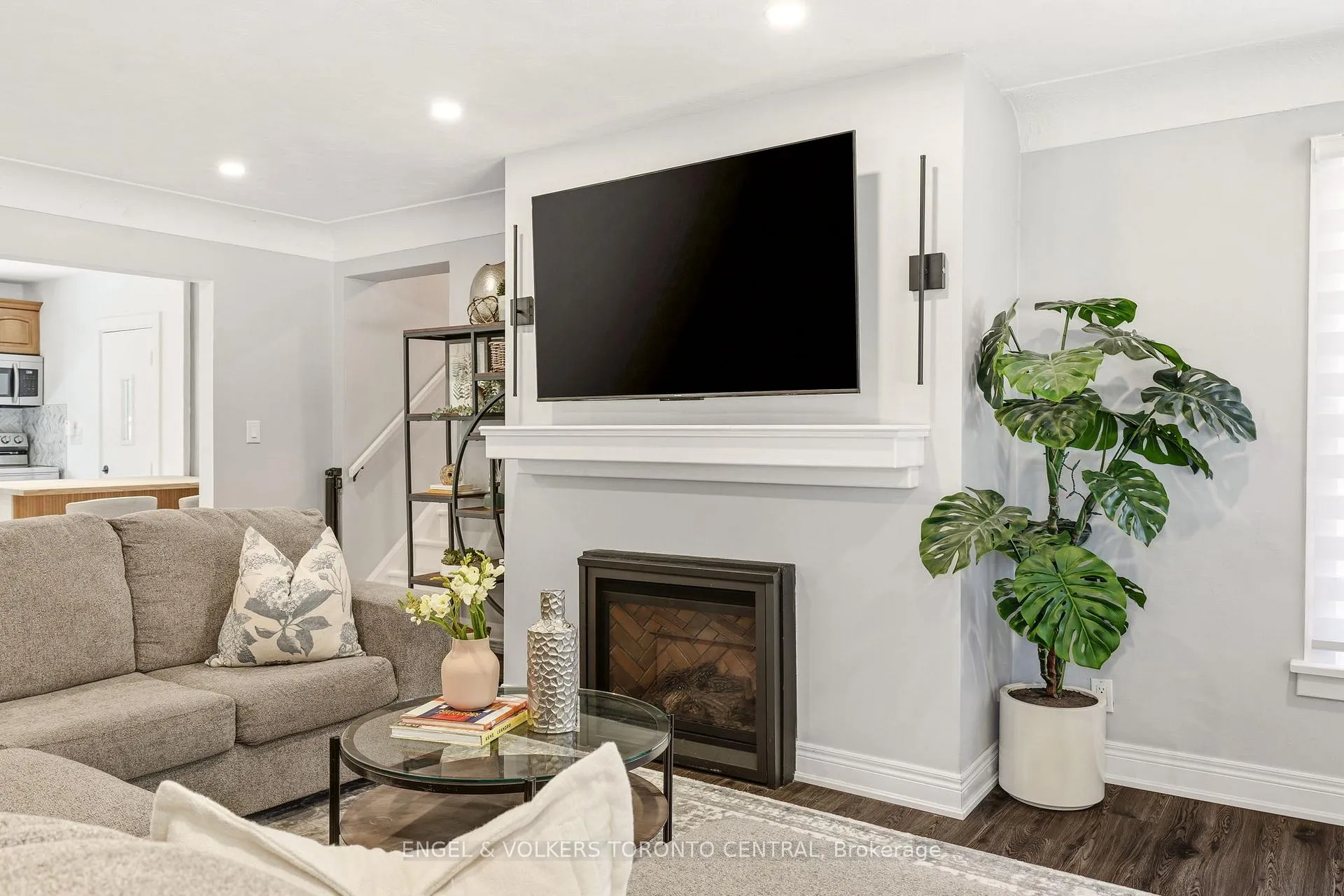 Photo 7 of 101 Irene Avenue, Hamilton, Stoney Creek — HOMEH