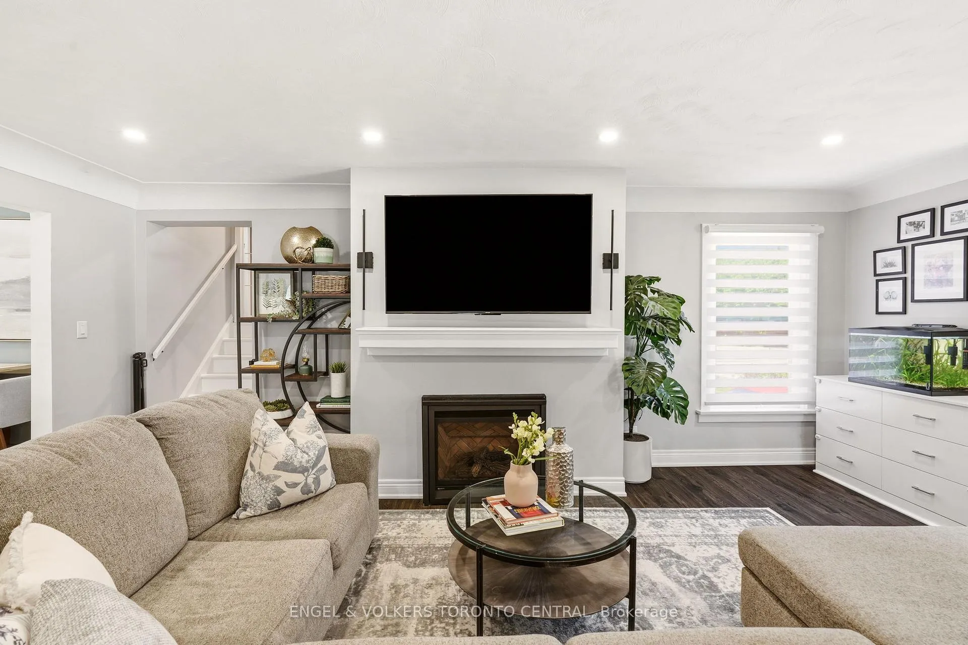 Photo 8 of 101 Irene Avenue, Hamilton, Stoney Creek — HOMEH