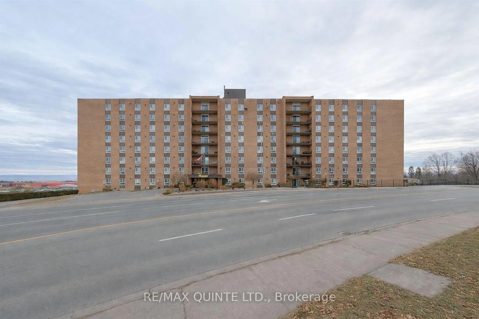 Photo 1 of Unit PH2, 141 Dundas Street, Quinte West, Trenton Ward — HOMEH