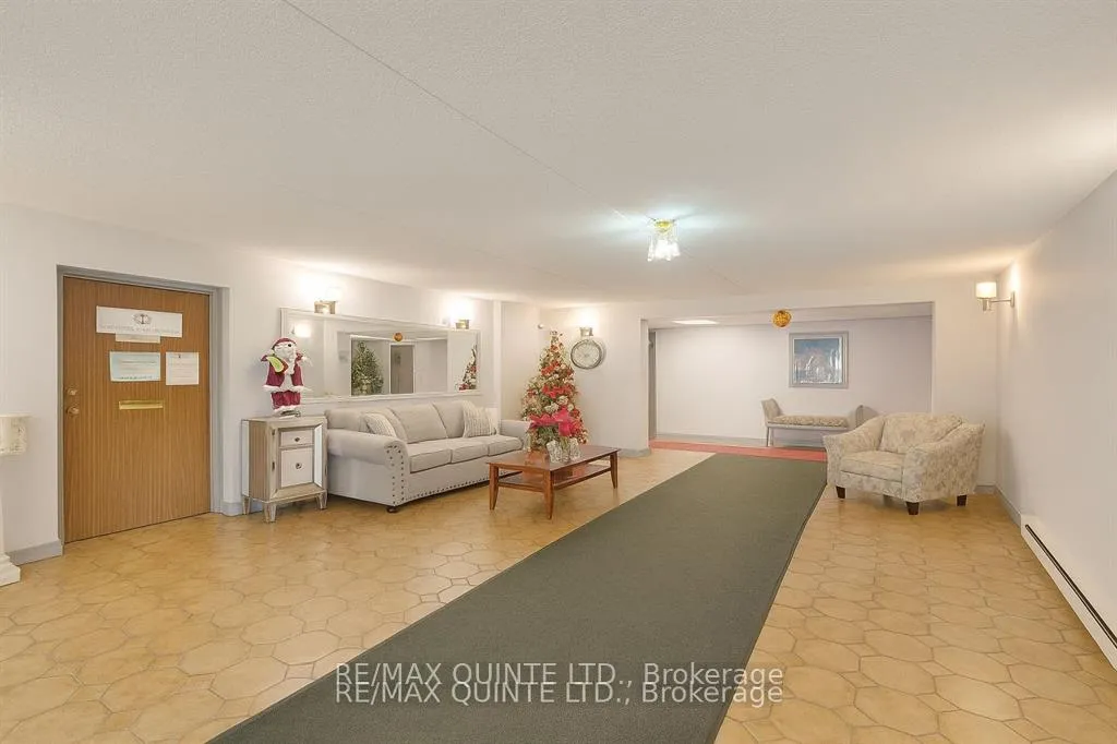 Photo 2 of Unit PH2, 141 Dundas Street, Quinte West, Trenton Ward — HOMEH