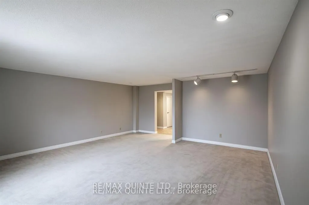 Photo 8 of Unit PH2, 141 Dundas Street, Quinte West, Trenton Ward — HOMEH