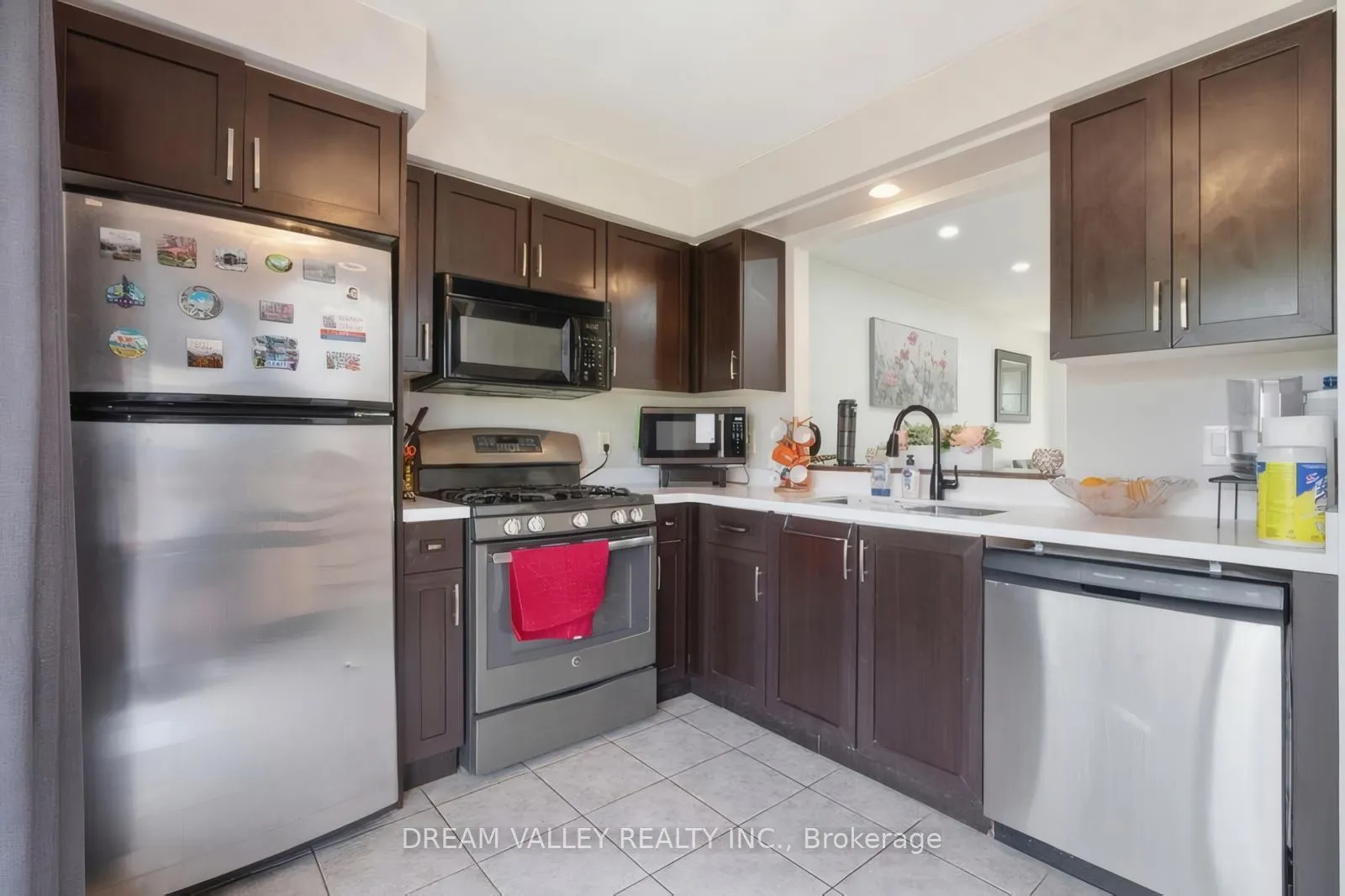Photo 12 of 54 Bailey Avenue, Guelph, Riverside Park — HOMEH