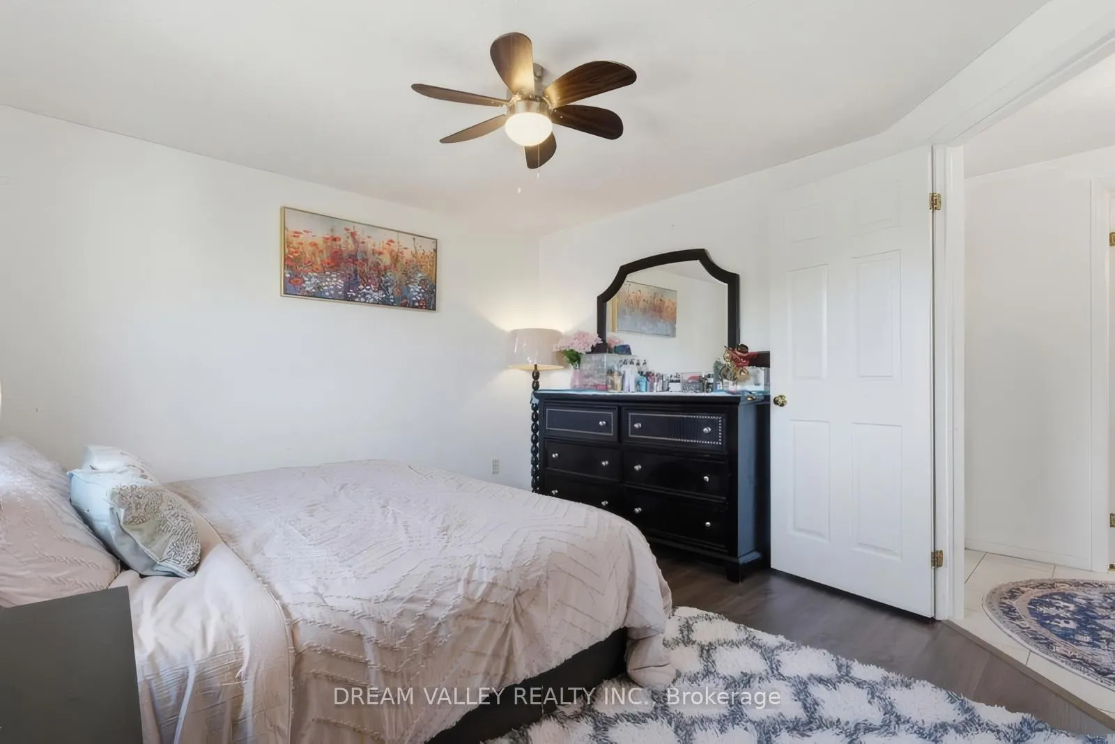 Photo 21 of 54 Bailey Avenue, Guelph, Riverside Park — HOMEH