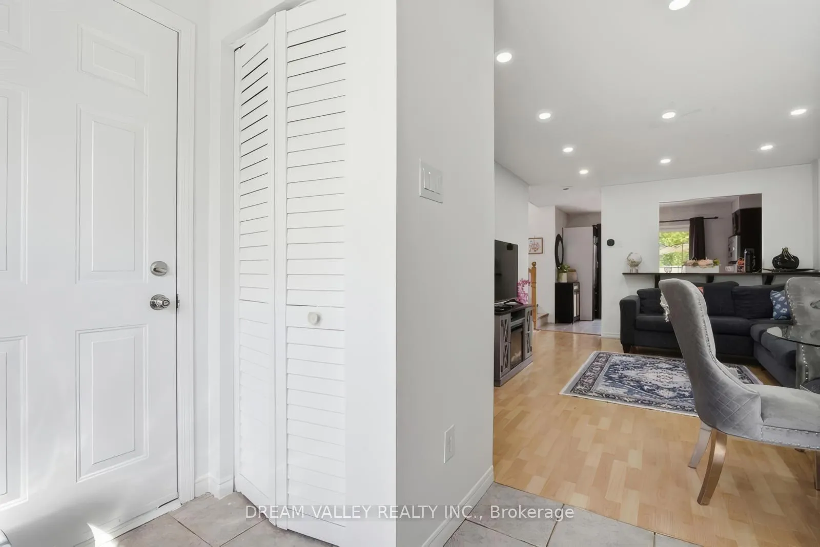 Photo 6 of 54 Bailey Avenue, Guelph, Riverside Park — HOMEH
