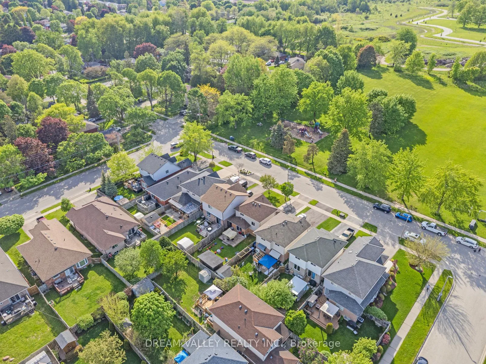 Photo 44 of 54 Bailey Avenue, Guelph, Riverside Park — HOMEH