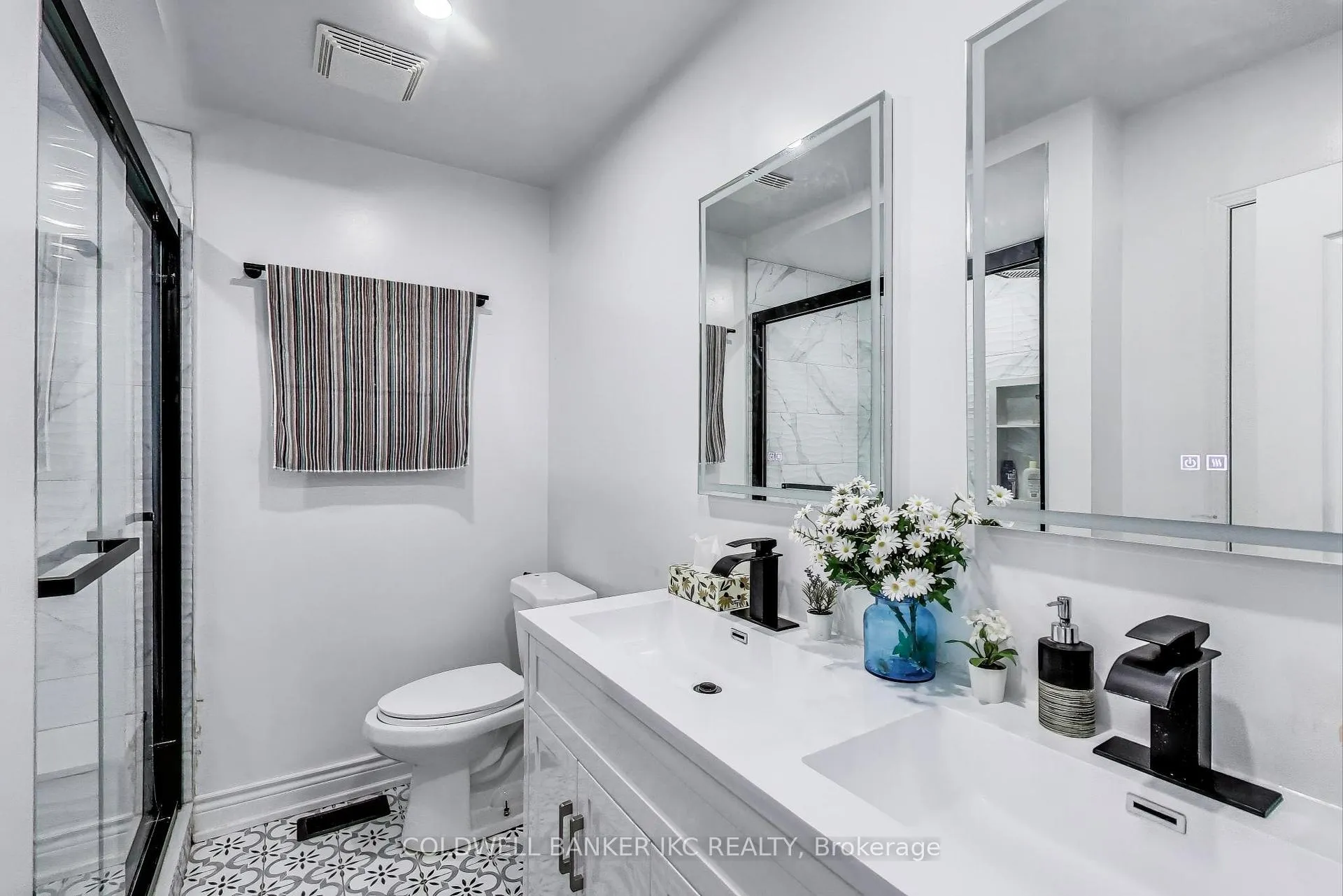 Photo 24 of 16 Melina Lane, Whitby, Brooklin — HOMEH