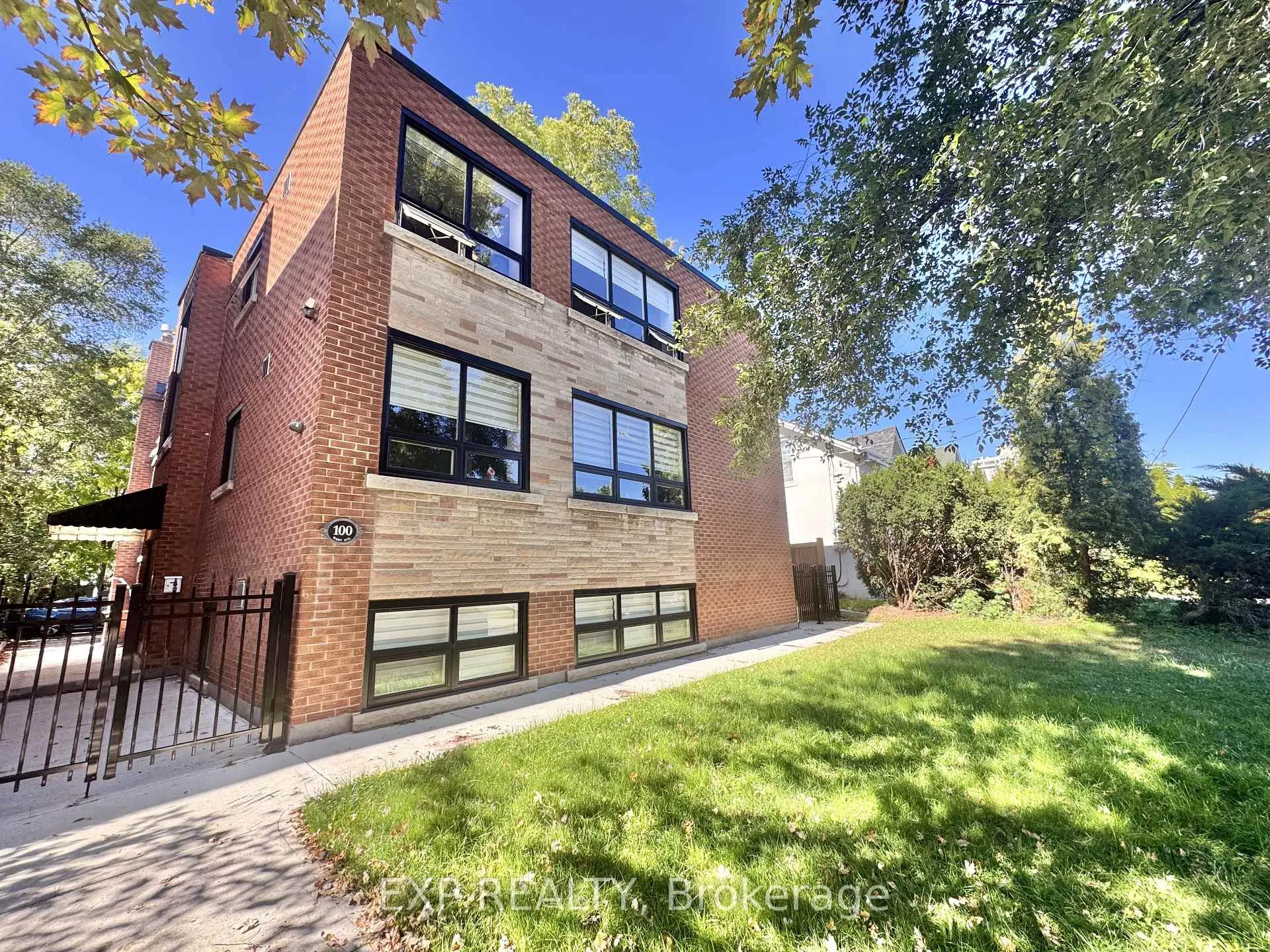 Photo 1 of Unit Unit 4, 100 West Avenue S, Hamilton, Stinson — HOMEH