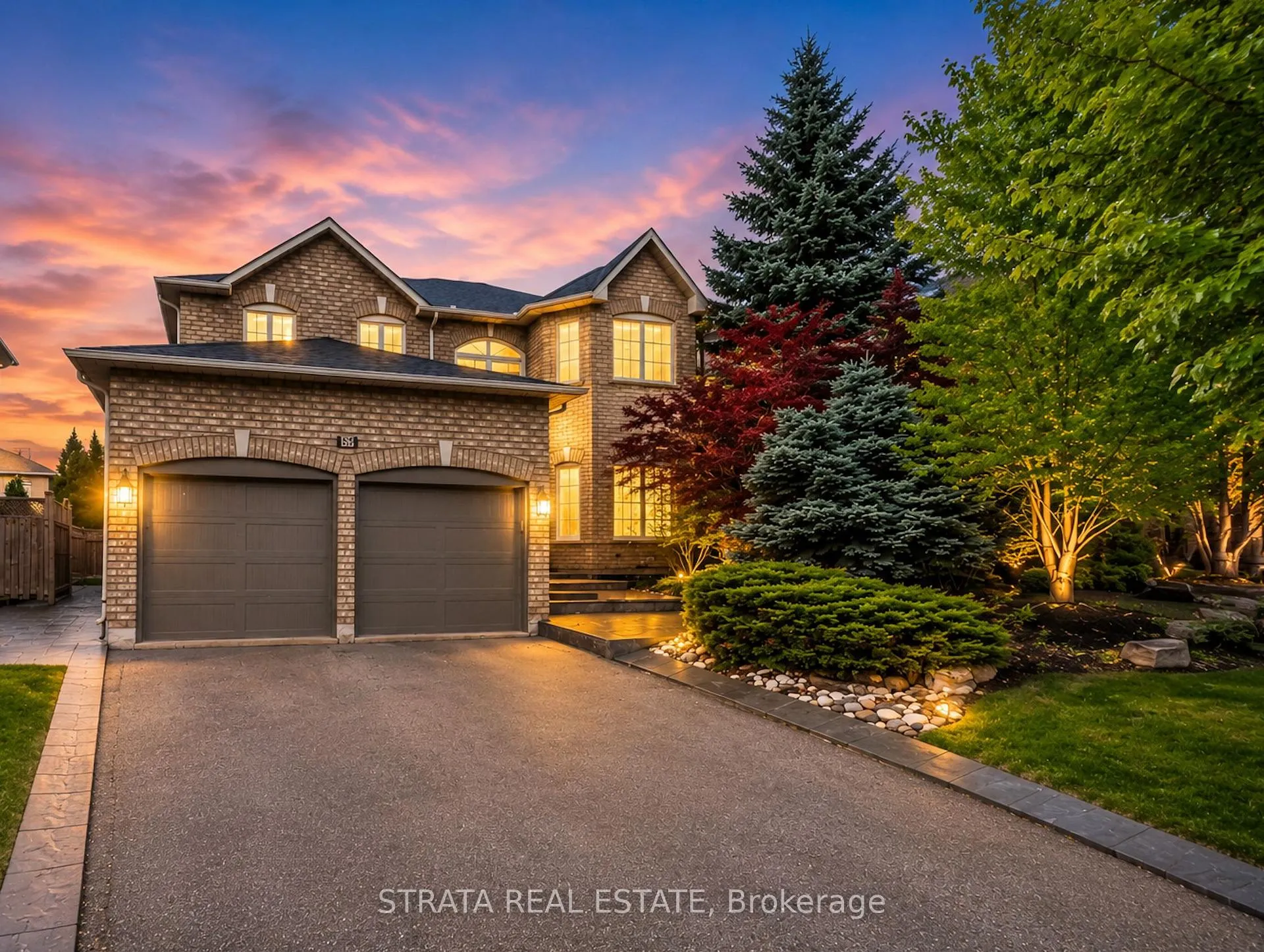 Photo 1 of 39 Dunblane Avenue, Vaughan, Maple — HOMEH