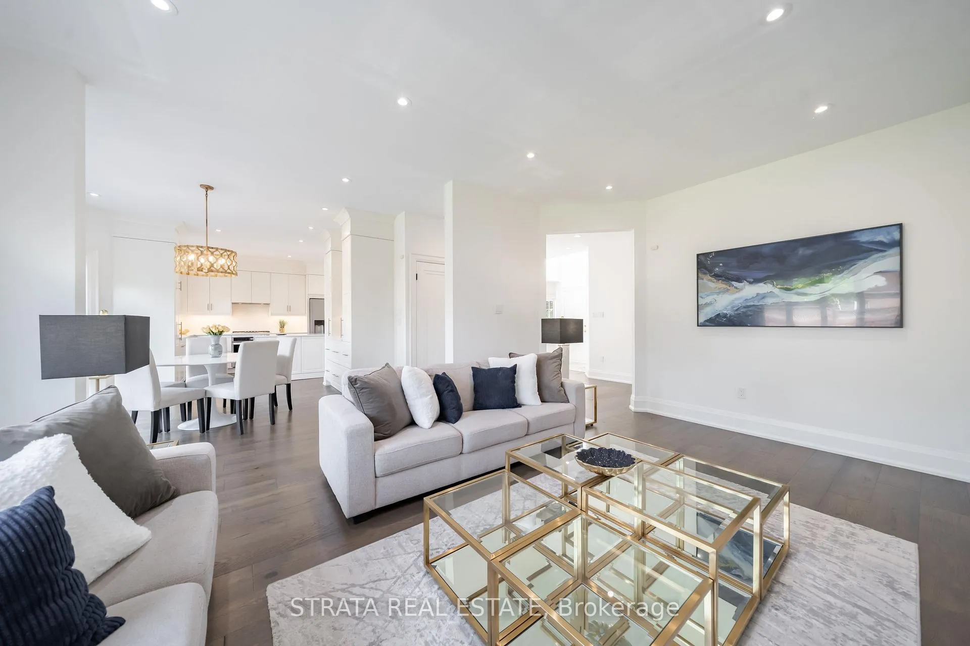 Photo 6 of 39 Dunblane Avenue, Vaughan, Maple — HOMEH