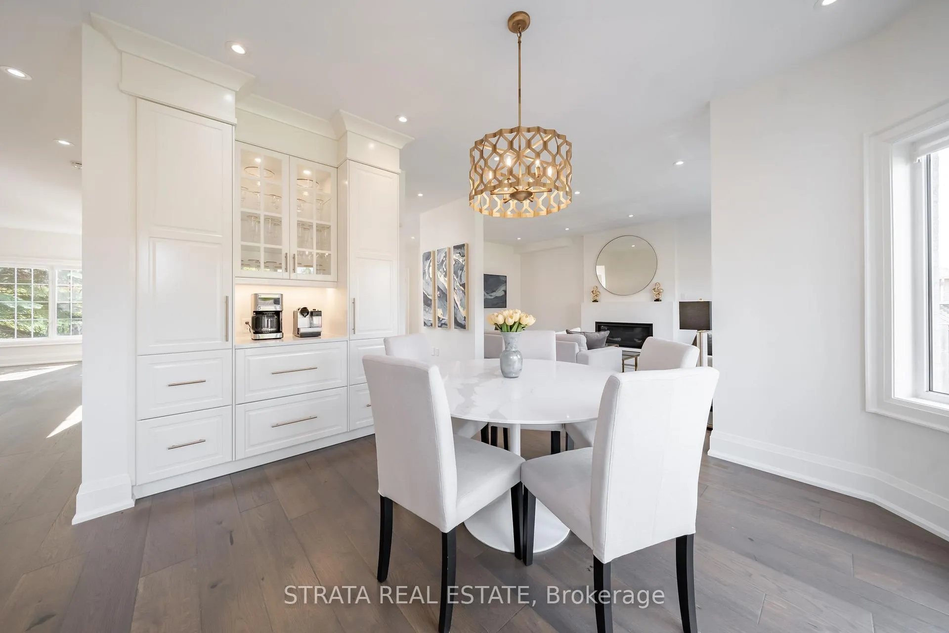 Photo 7 of 39 Dunblane Avenue, Vaughan, Maple — HOMEH