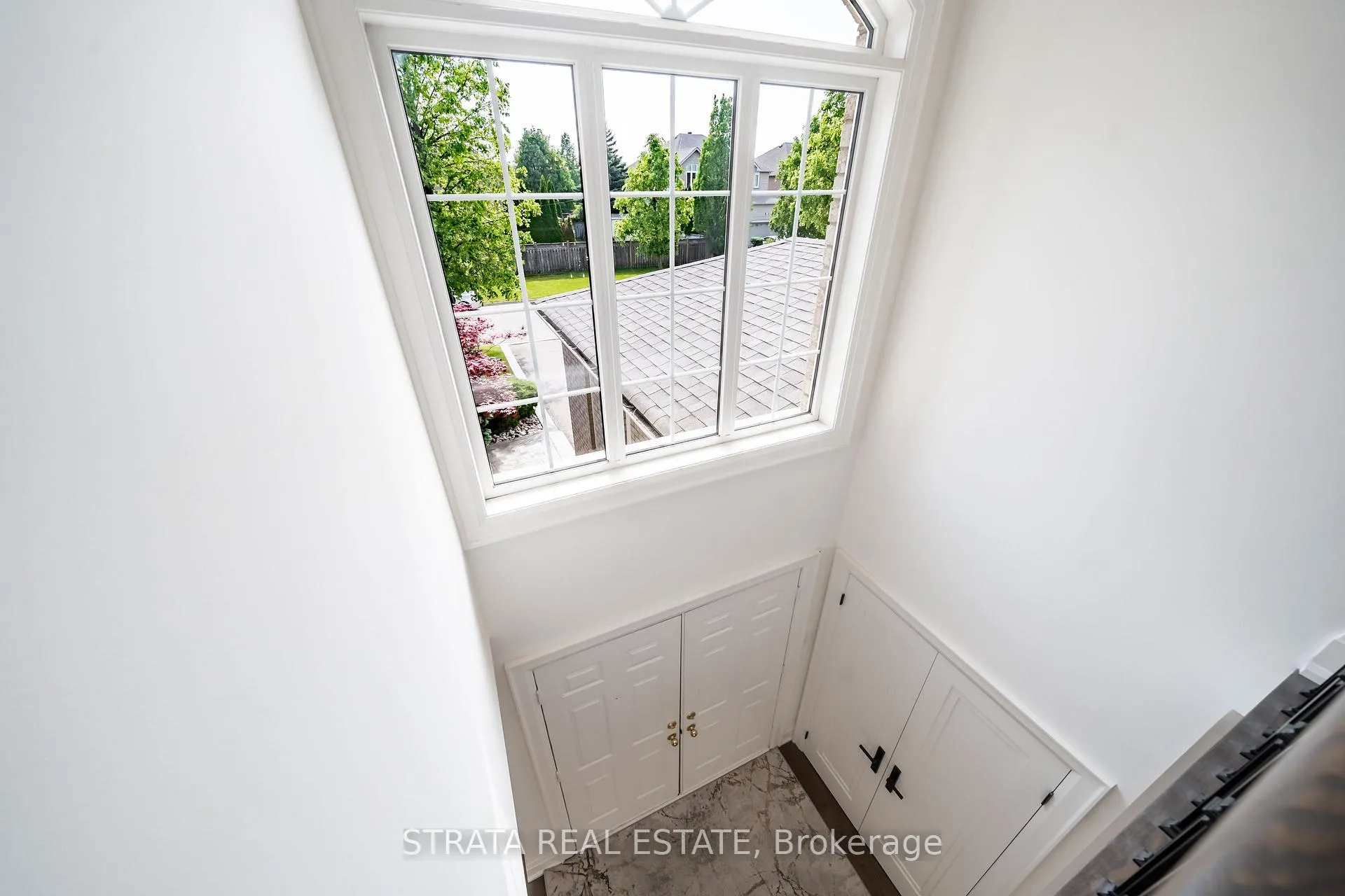 Photo 24 of 39 Dunblane Avenue, Vaughan, Maple — HOMEH