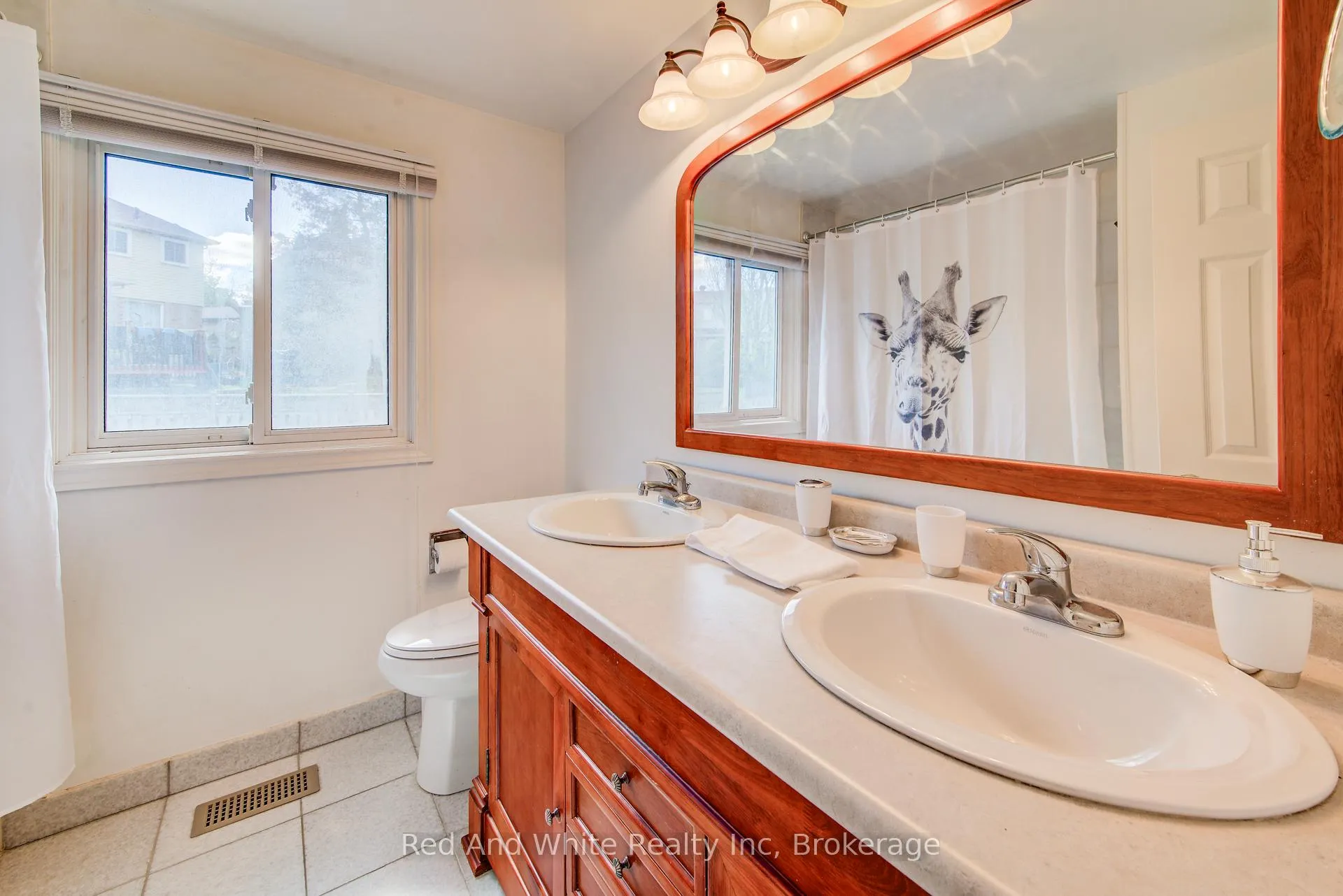 Photo 22 of 13 Gateview Drive, Waterloo, Westvale — HOMEH