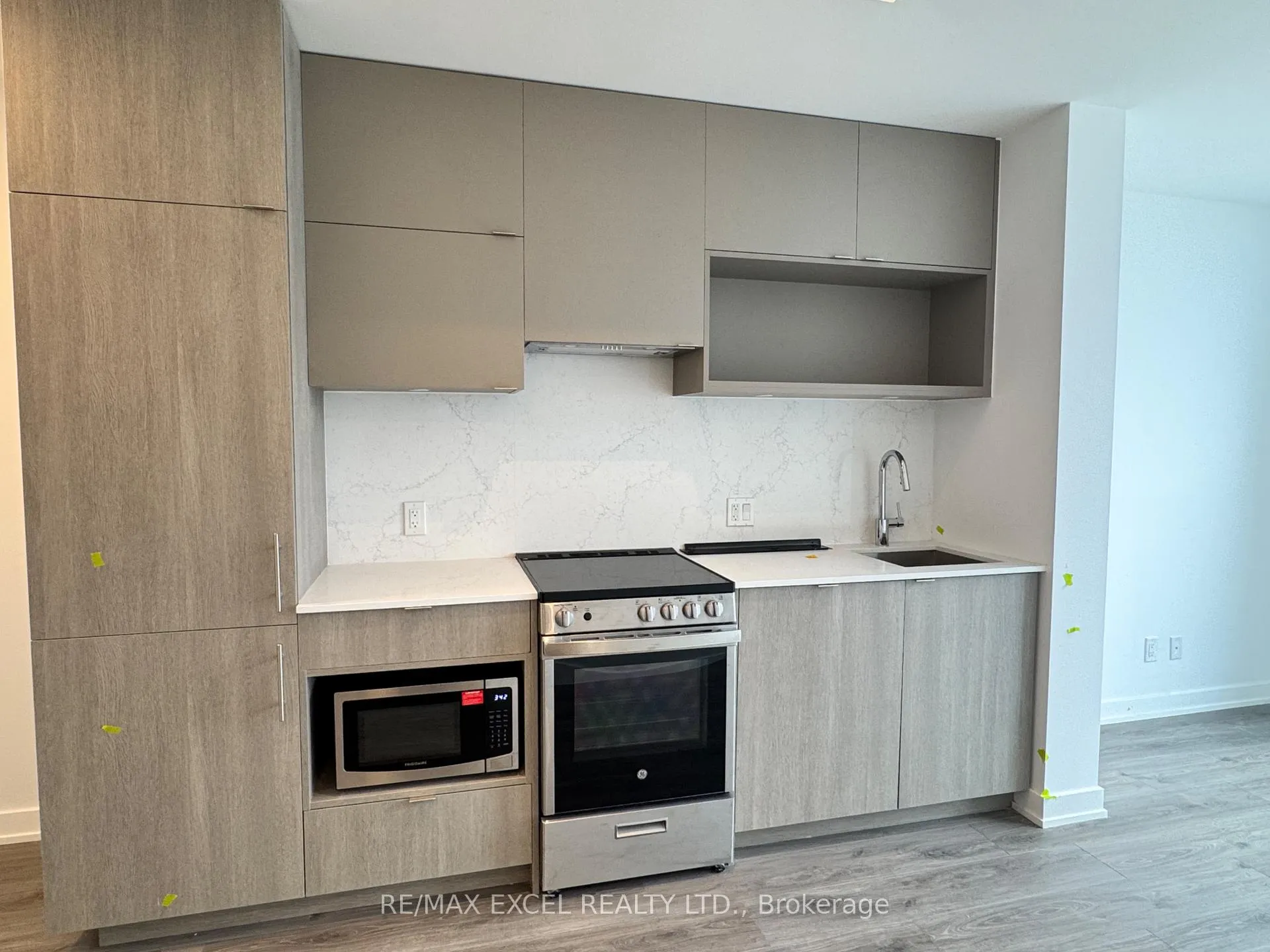 Photo 3 of Unit 3512, 100 Queen Street E, Toronto, Church-Yonge Corridor — HOMEH