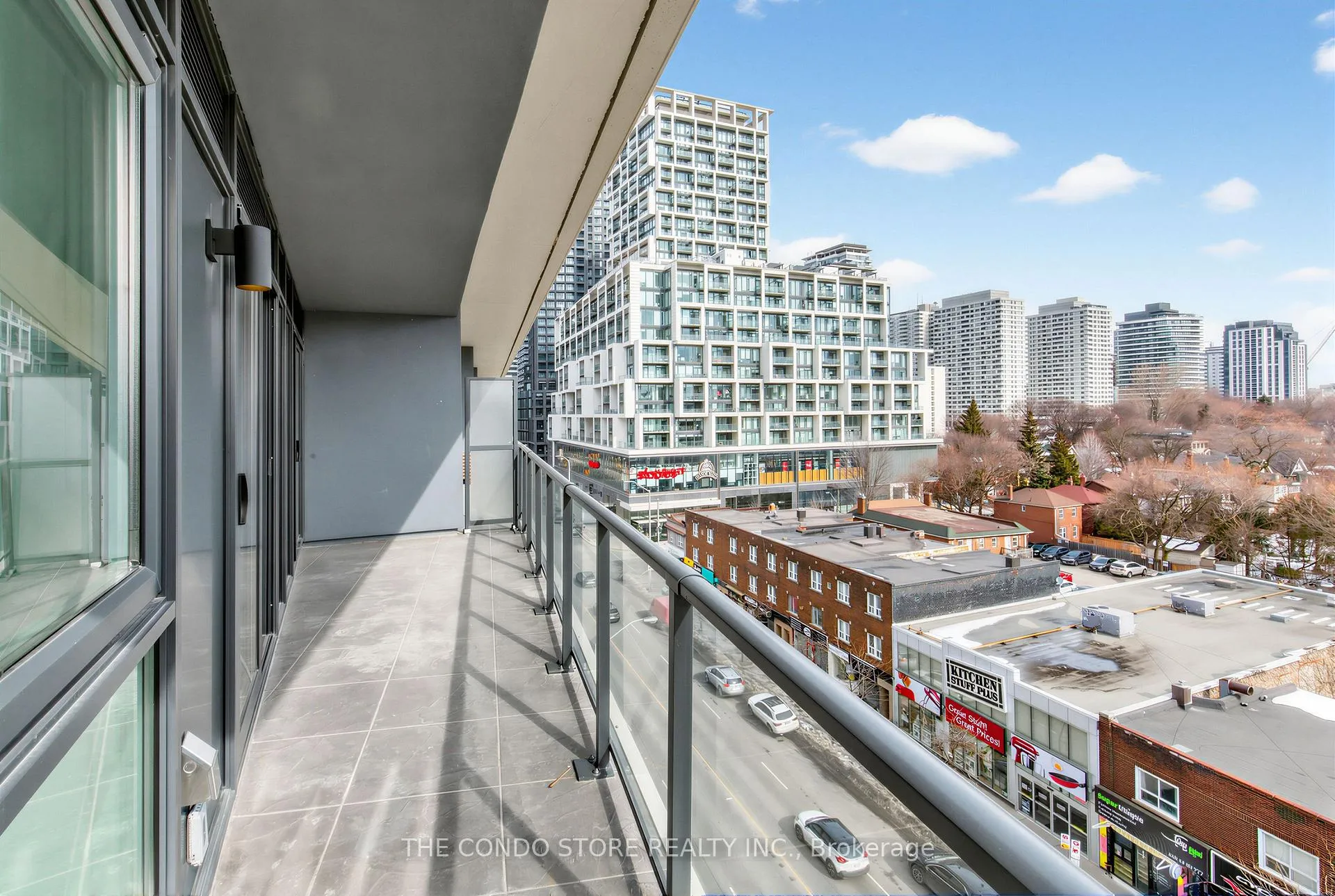 Photo 14 of Unit 602, 8 Manor Road W, Toronto, Yonge-Eglinton — HOMEH