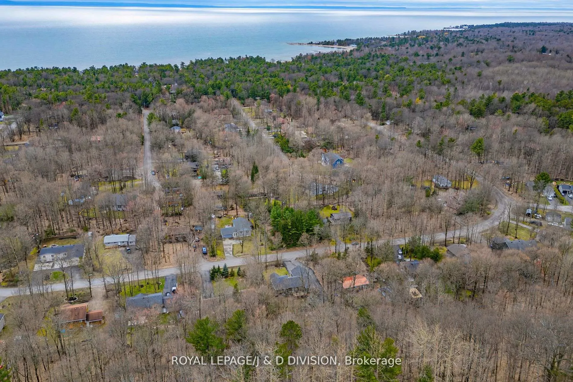 Photo 37 of 123 Desroches Trail, Tiny, Rural Tiny — HOMEH