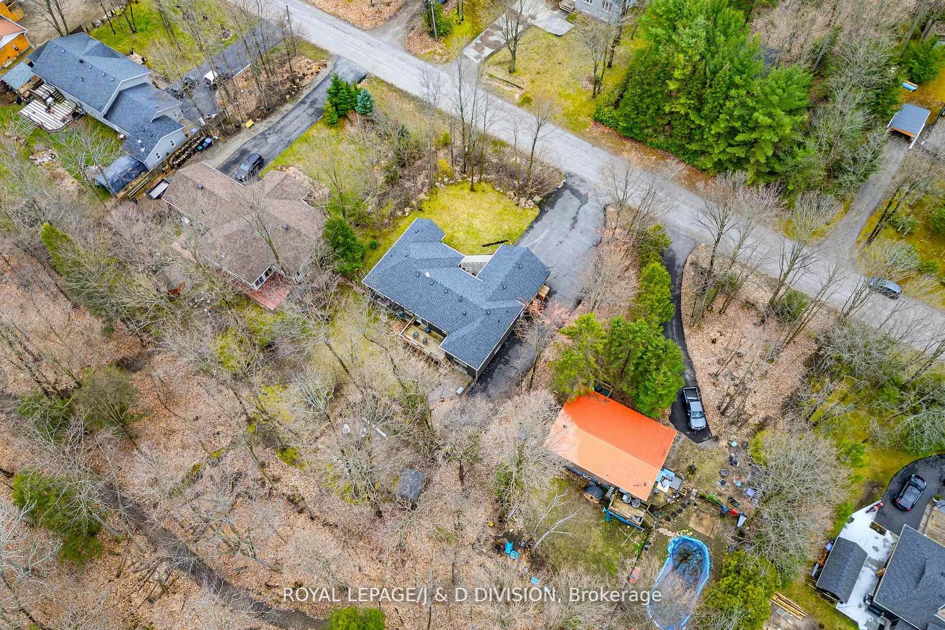 Photo 38 of 123 Desroches Trail, Tiny, Rural Tiny — HOMEH