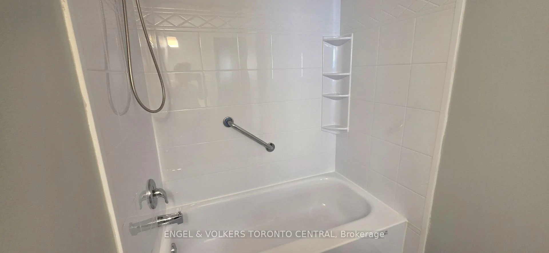 Photo 32 of Unit 606, 15 Sewells Road, Scarborough, Malvern — HOMEH
