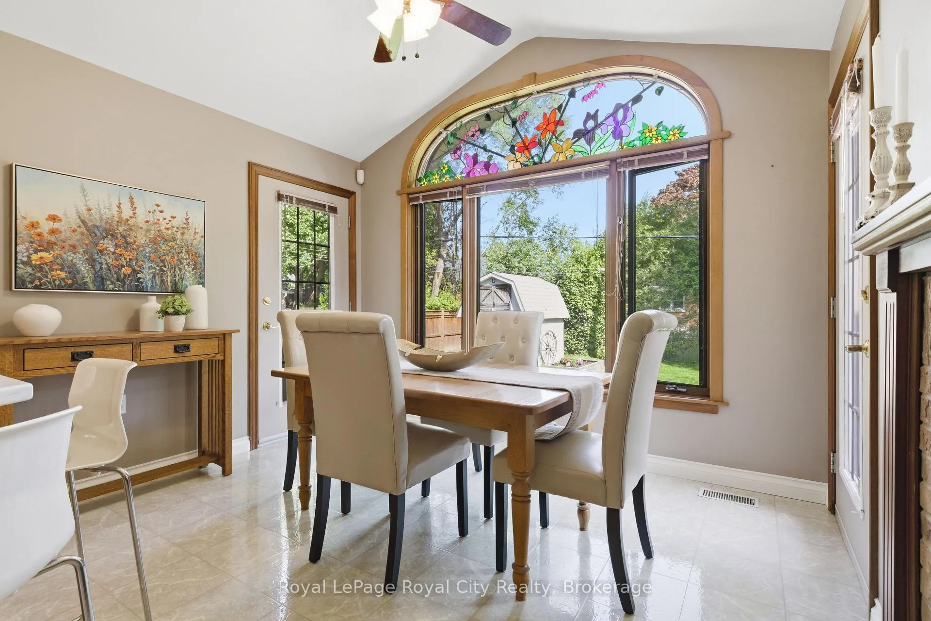 Photo 15 of 92 Dean Avenue, Guelph, Dovercliffe Park/Old University — HOMEH