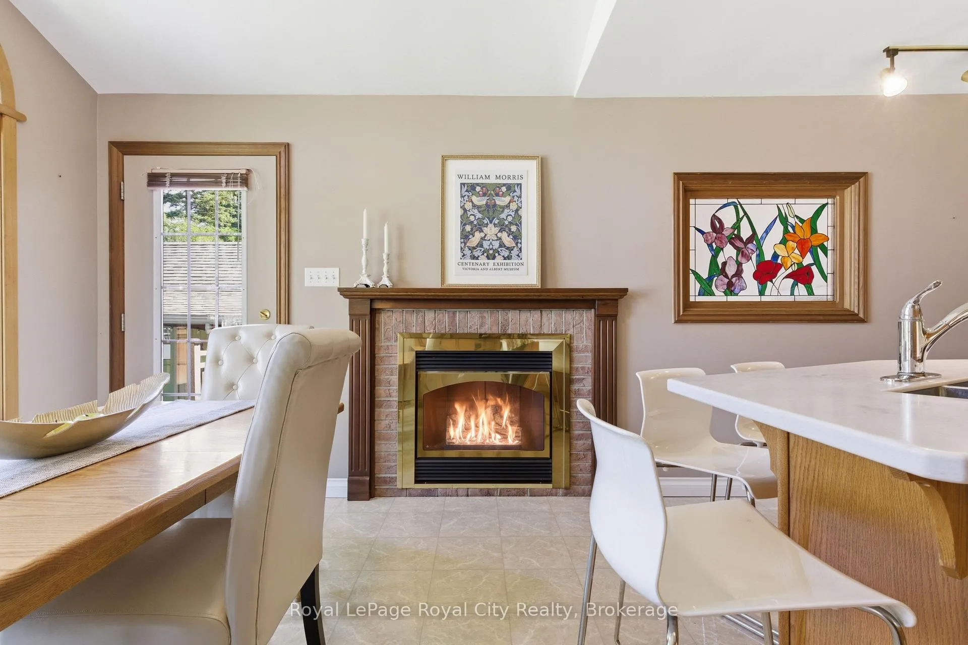 Photo 16 of 92 Dean Avenue, Guelph, Dovercliffe Park/Old University — HOMEH