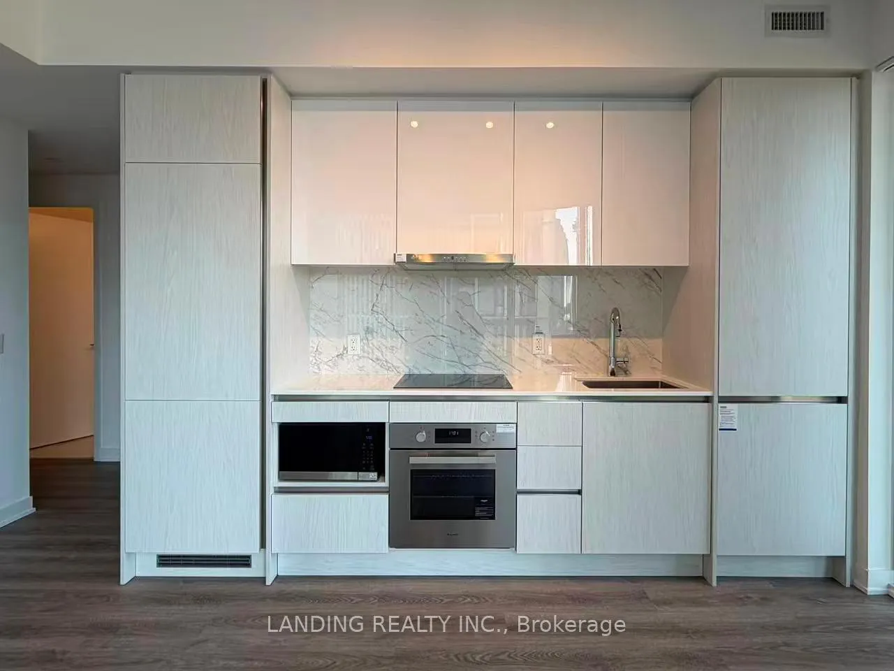 Photo 3 of Unit 2110, 180 Front Street E, Toronto, Moss Park — HOMEH