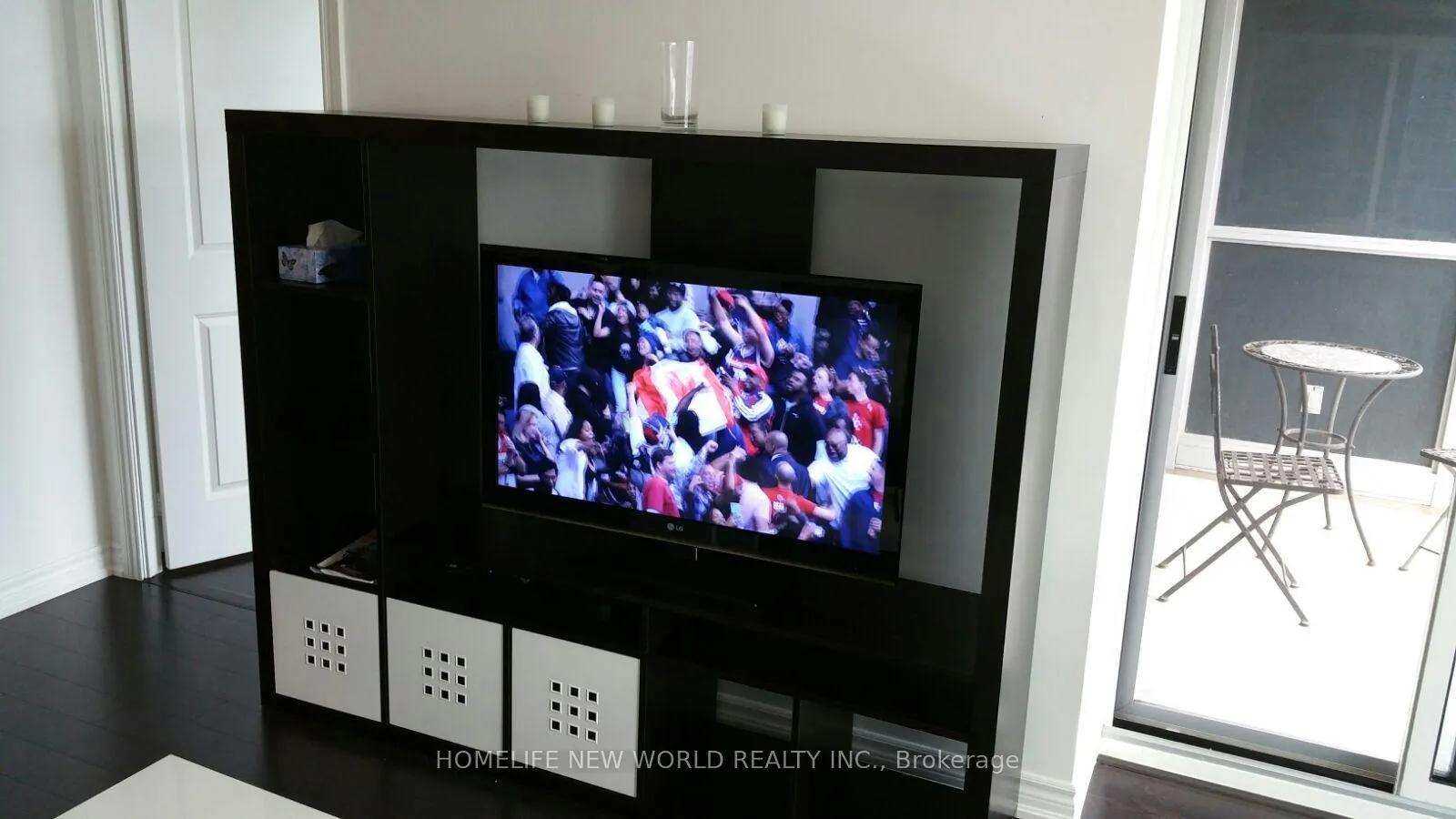 Photo 7 of Unit 2116, 386 Yonge Street, Toronto, Bay Street Corridor — HOMEH