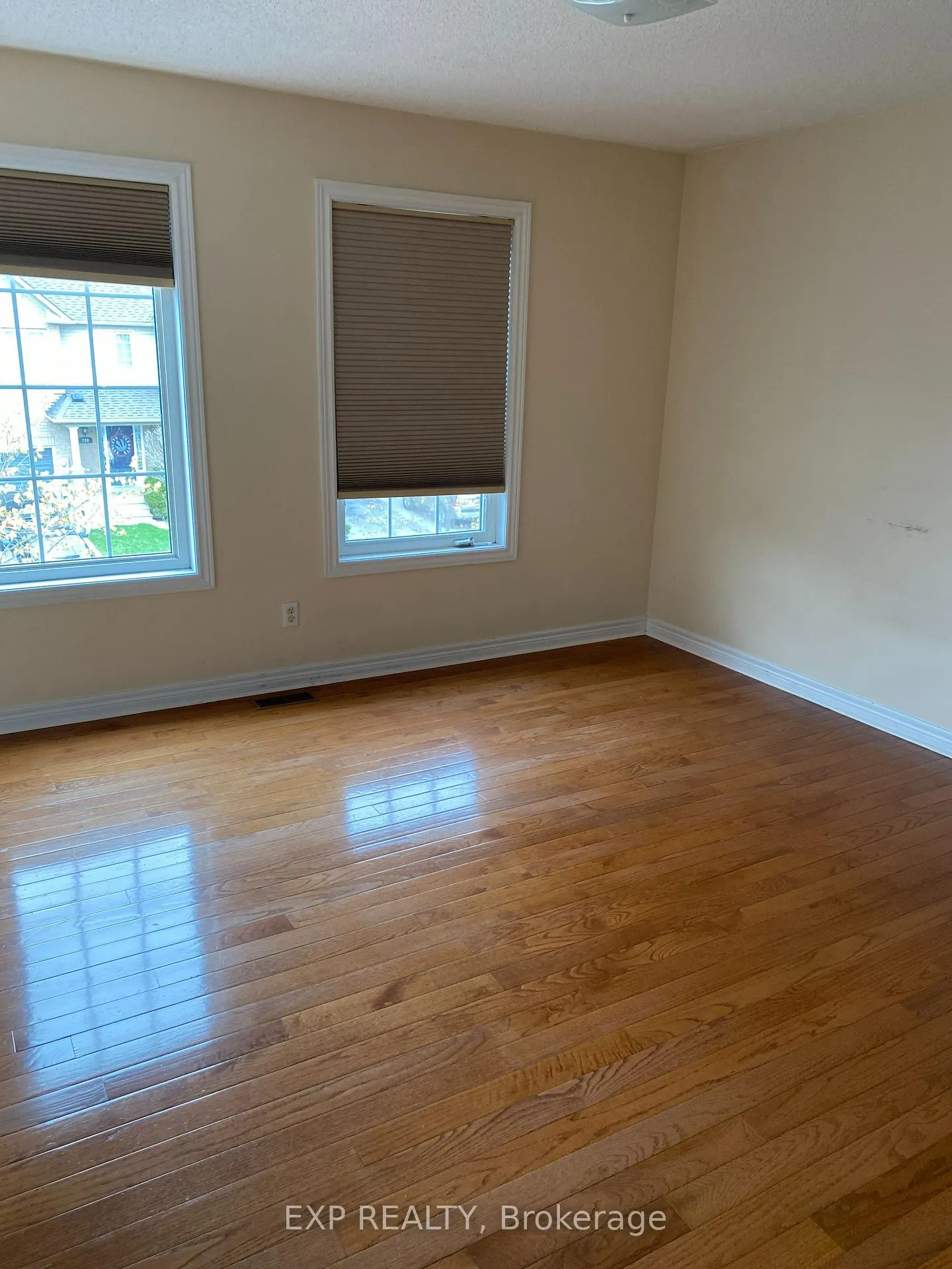 Photo 11 of 303 Andrews Trail, Milton, Clarke — HOMEH