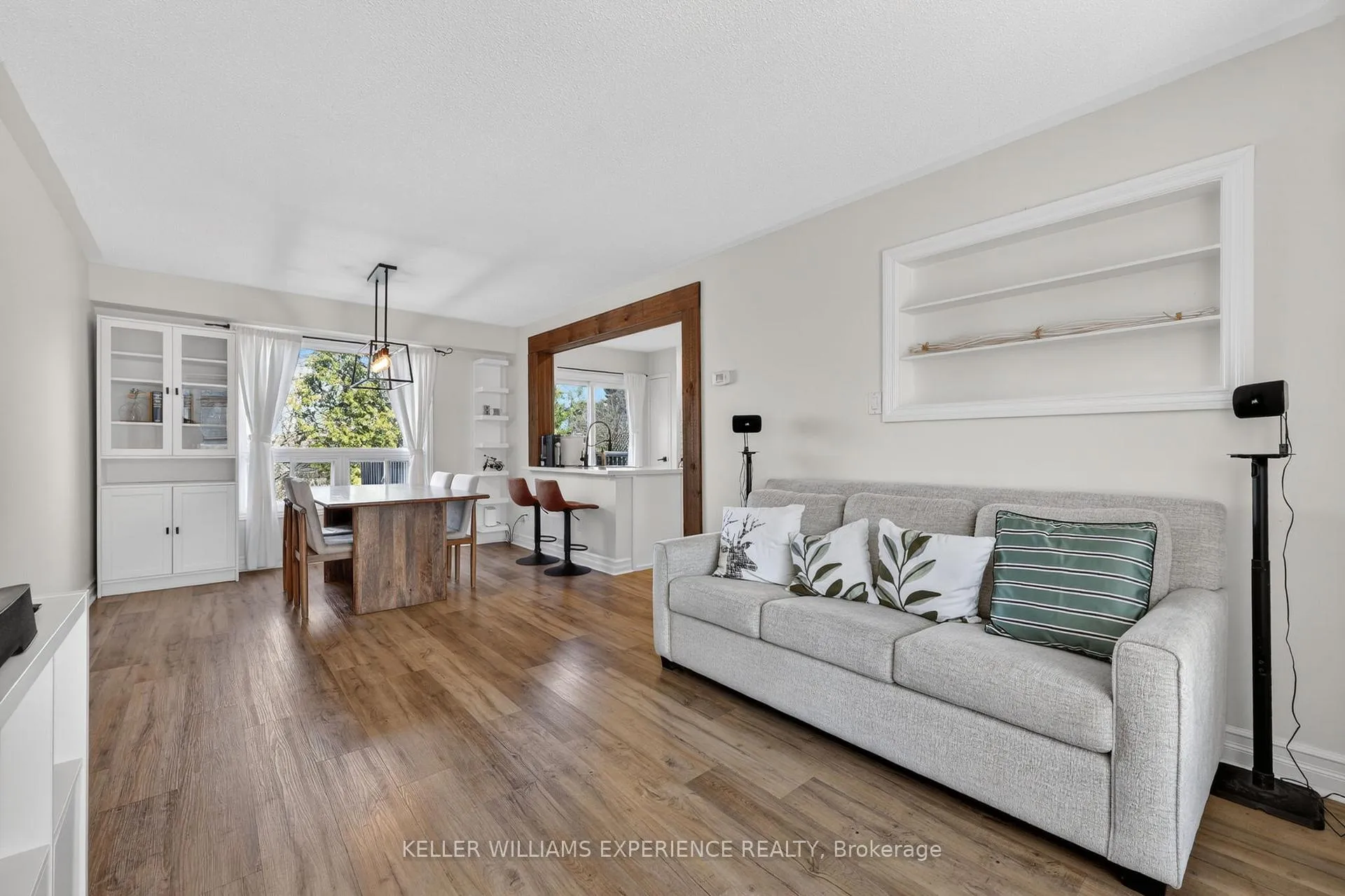 Photo 15 of 65 Garden Drive, Barrie, Allandale Heights — HOMEH