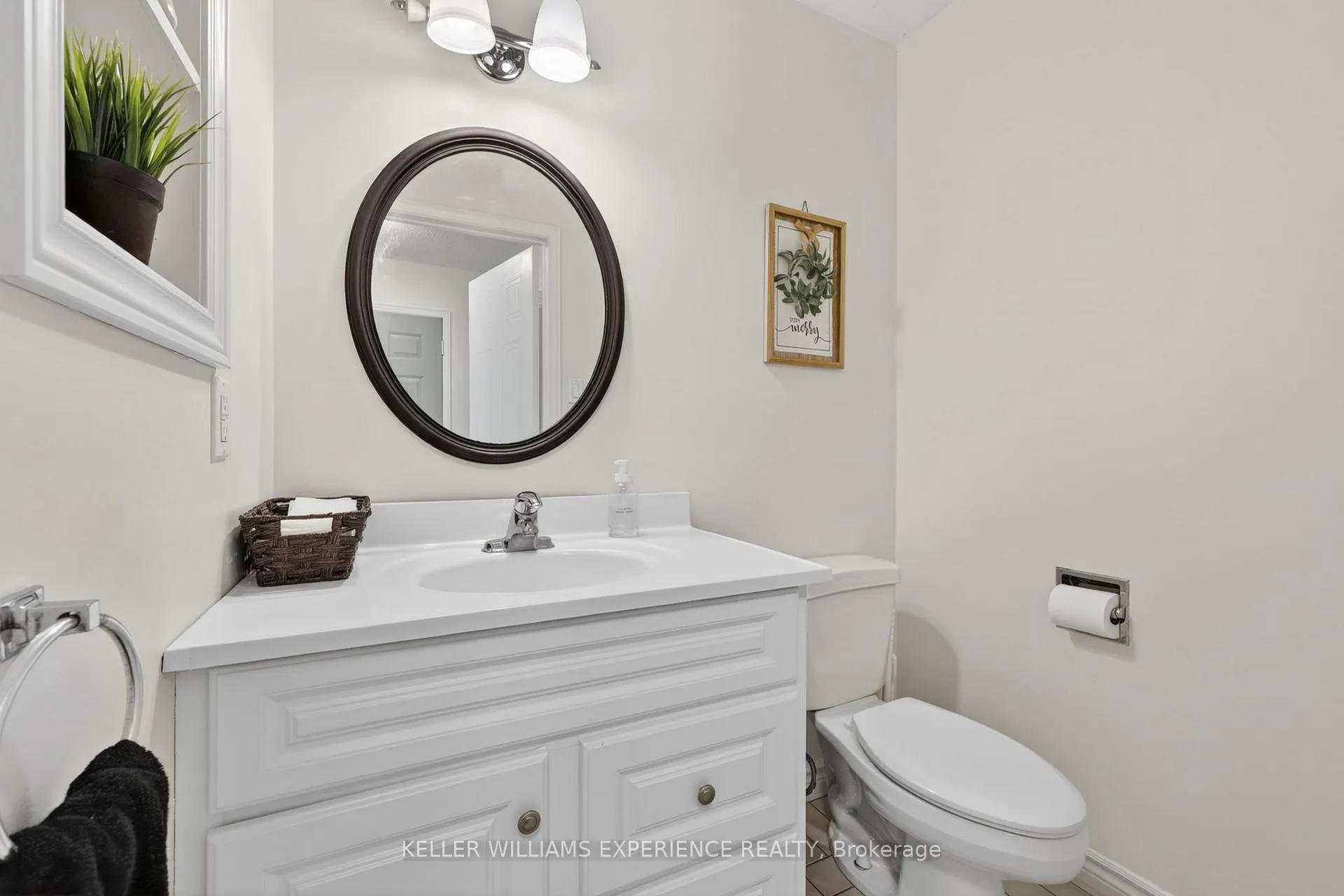 Photo 17 of 65 Garden Drive, Barrie, Allandale Heights — HOMEH