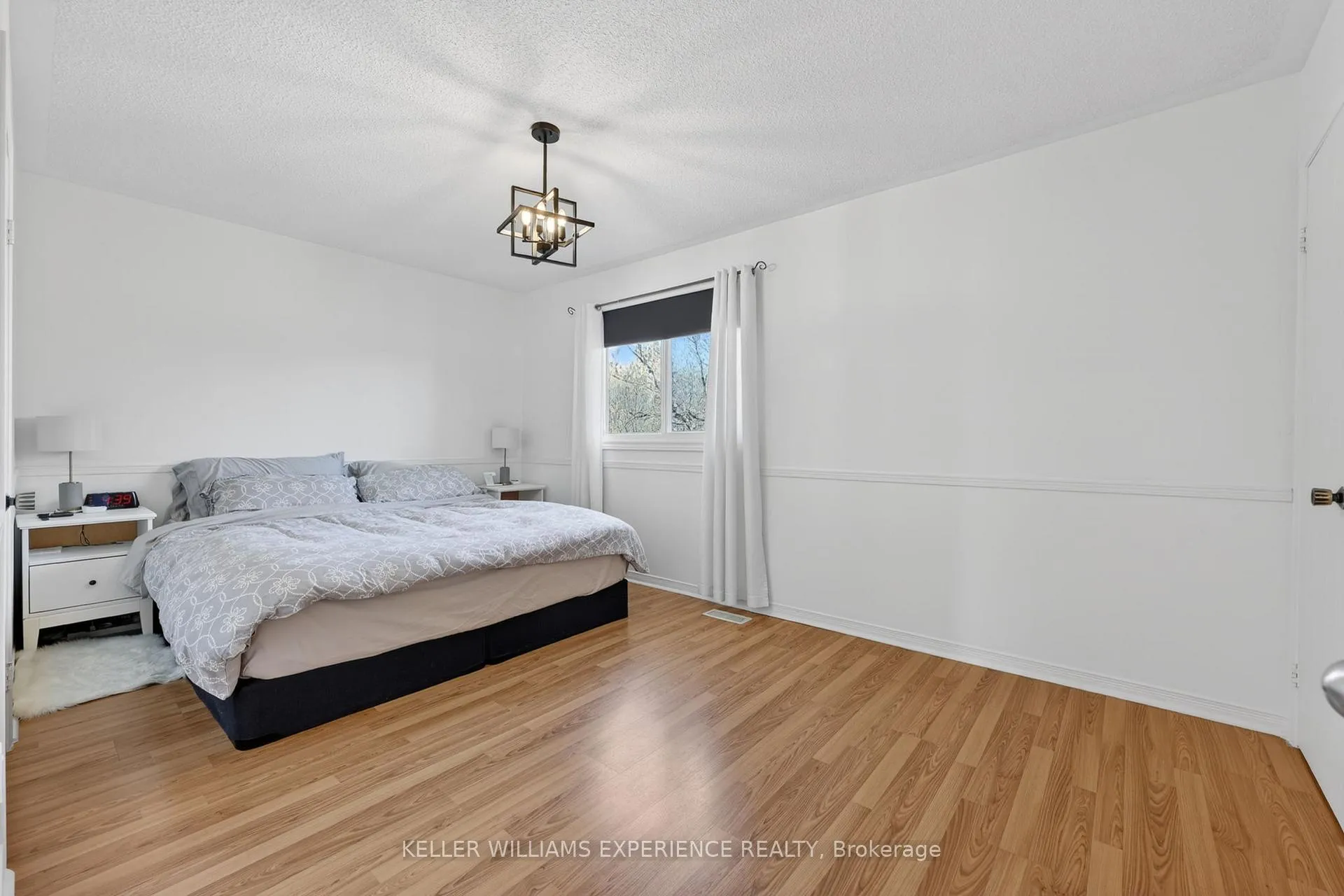 Photo 19 of 65 Garden Drive, Barrie, Allandale Heights — HOMEH